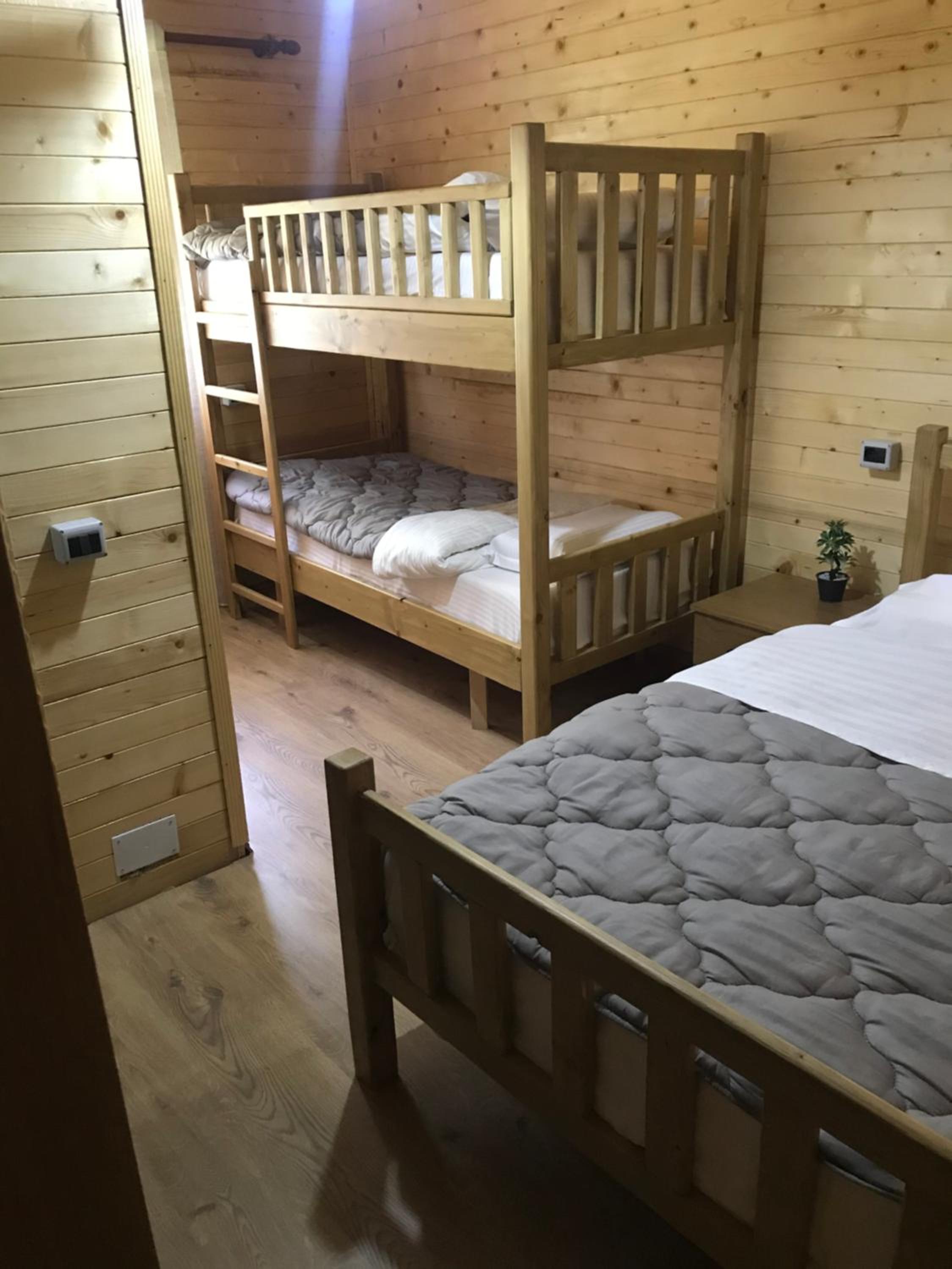Quadruple Room with Bathroom photo 2