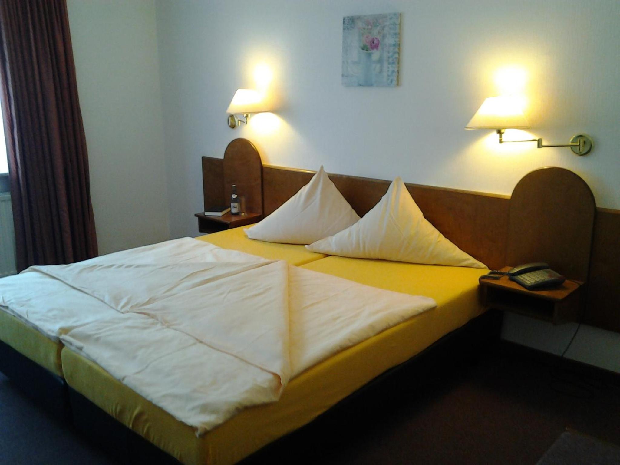 Comfort Triple Room with Shower photo 1