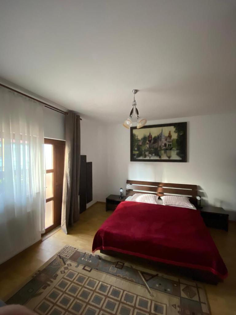 Double Room - Photo 3