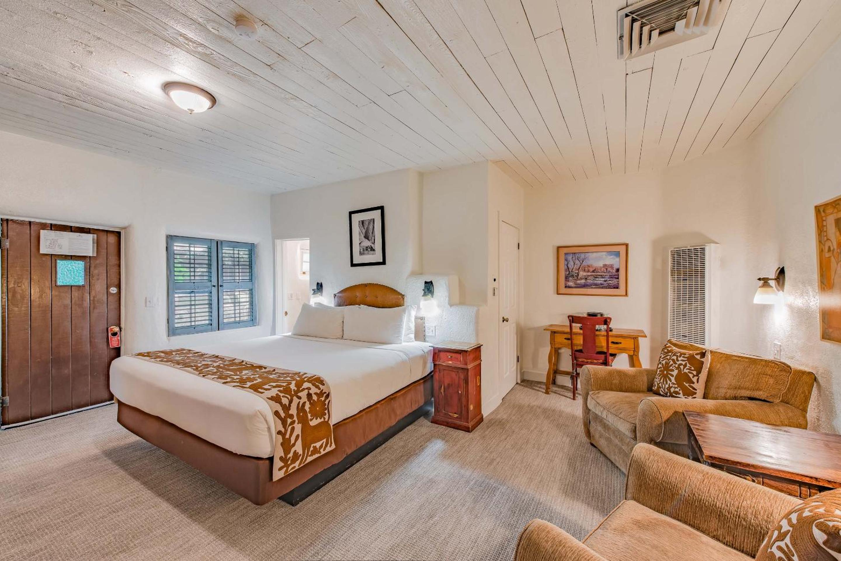 King Suite photo 2
