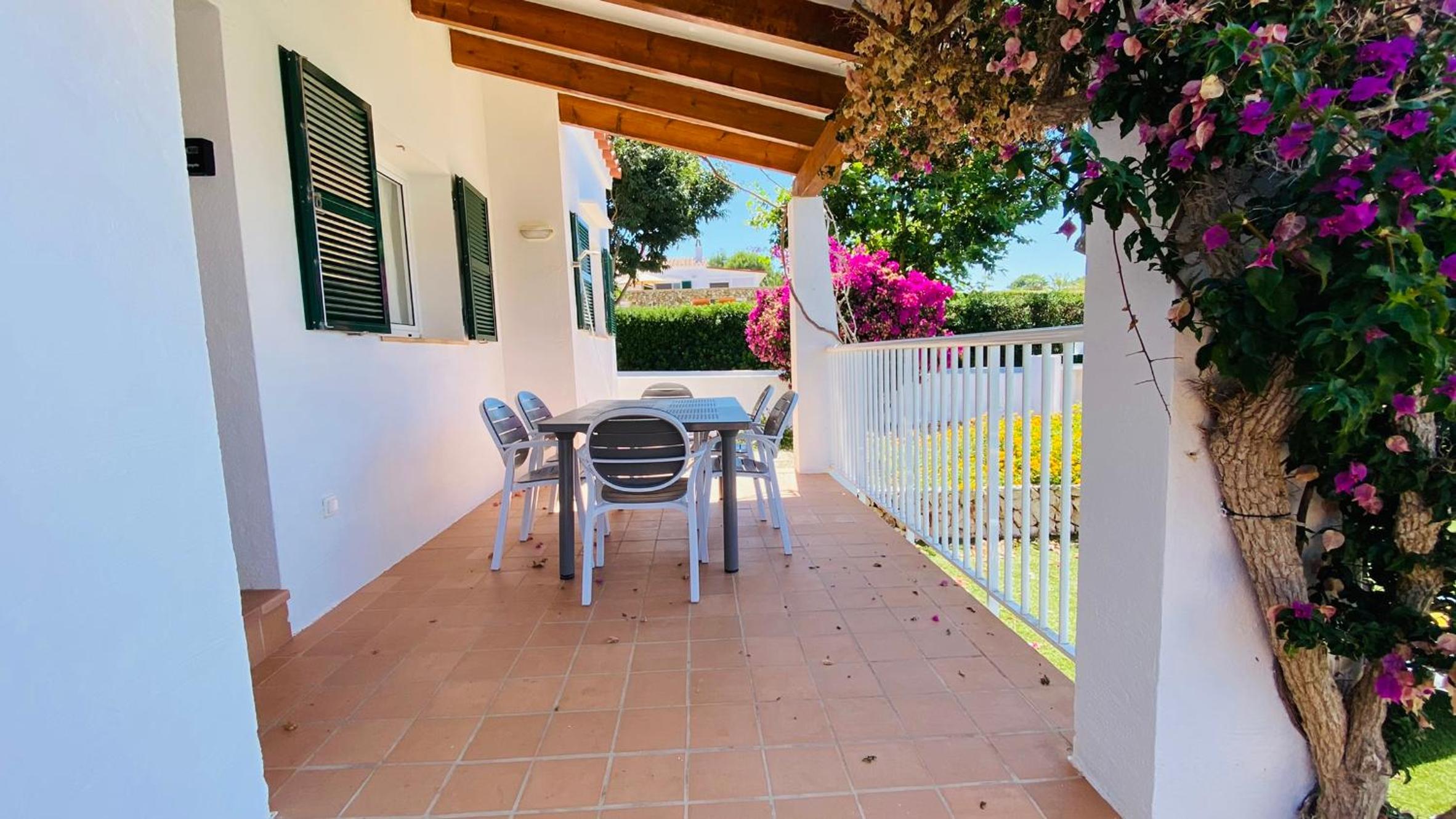Villa photo 3