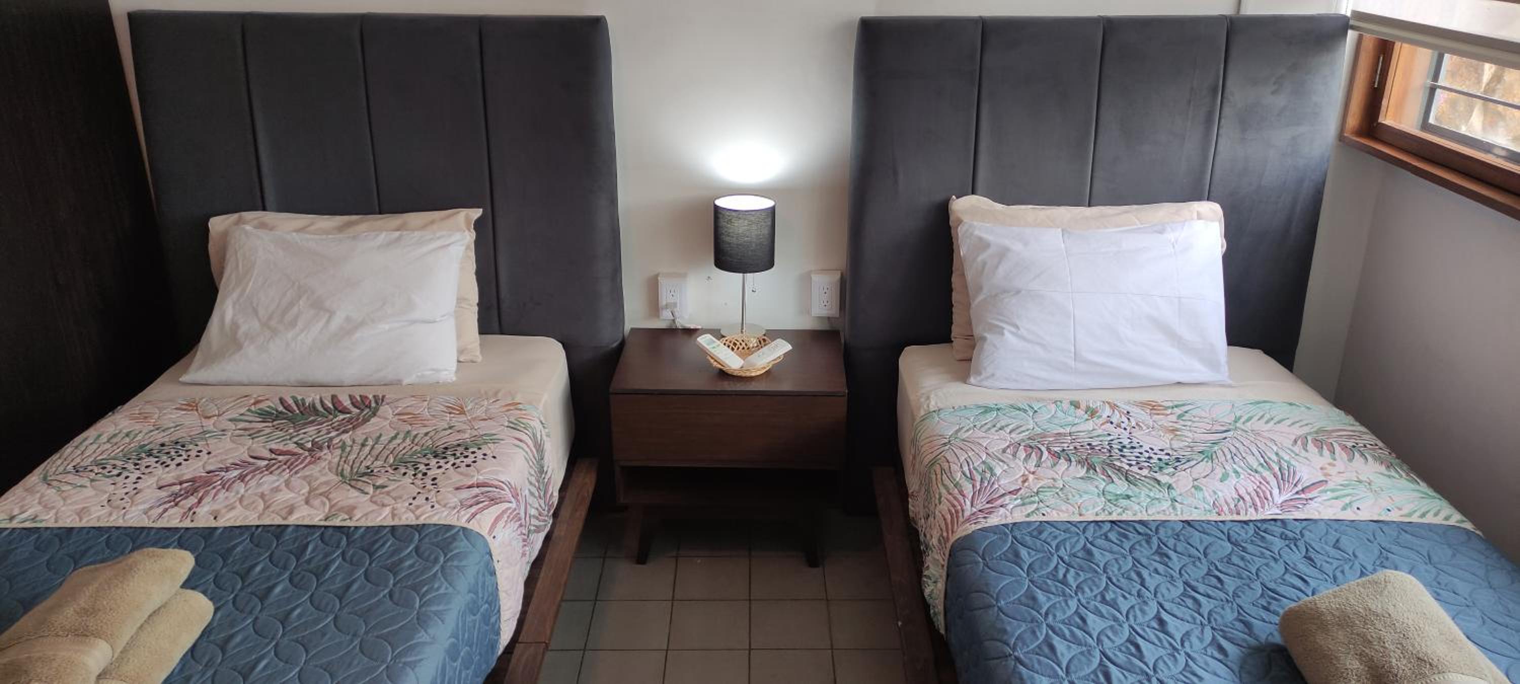 Deluxe Twin Room - Photo 7