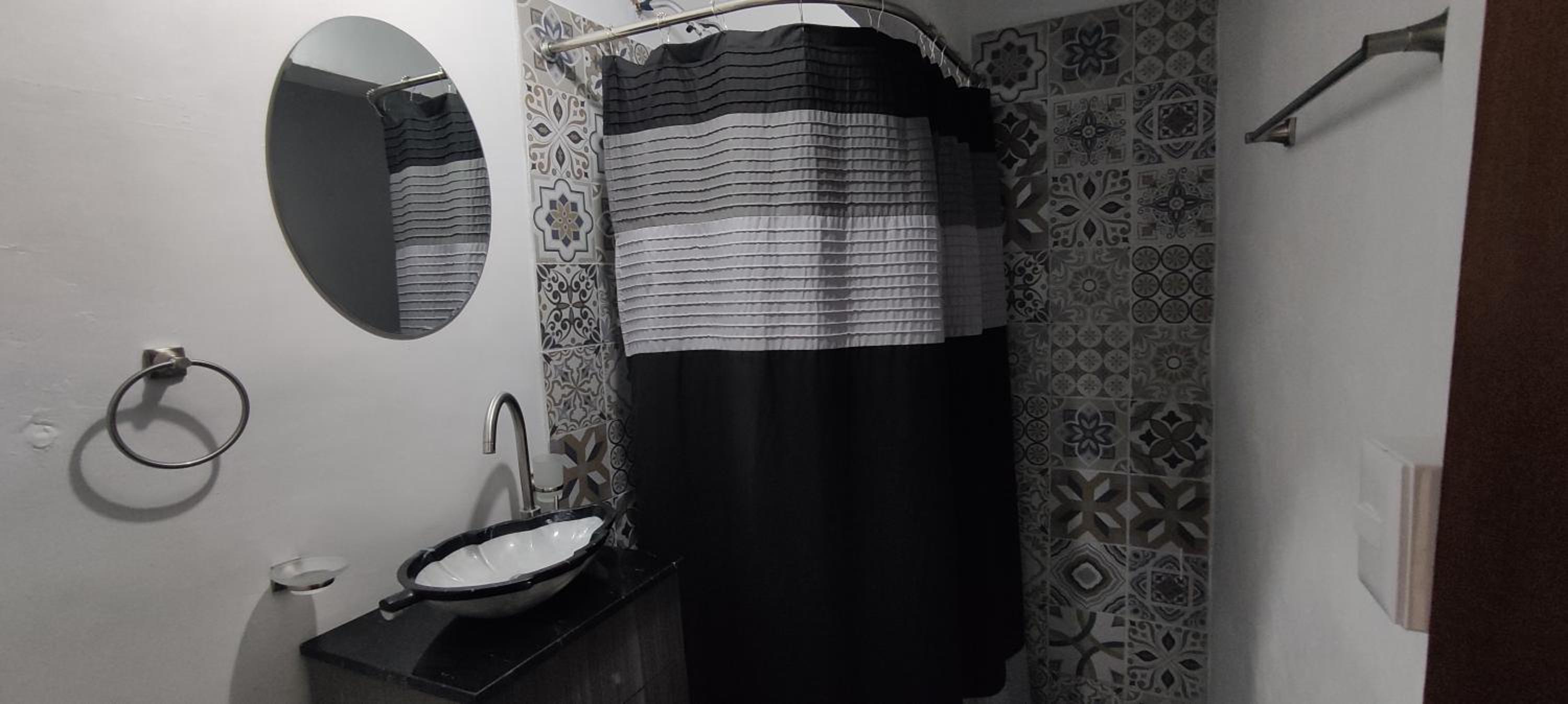 Deluxe Twin Room - Photo 6