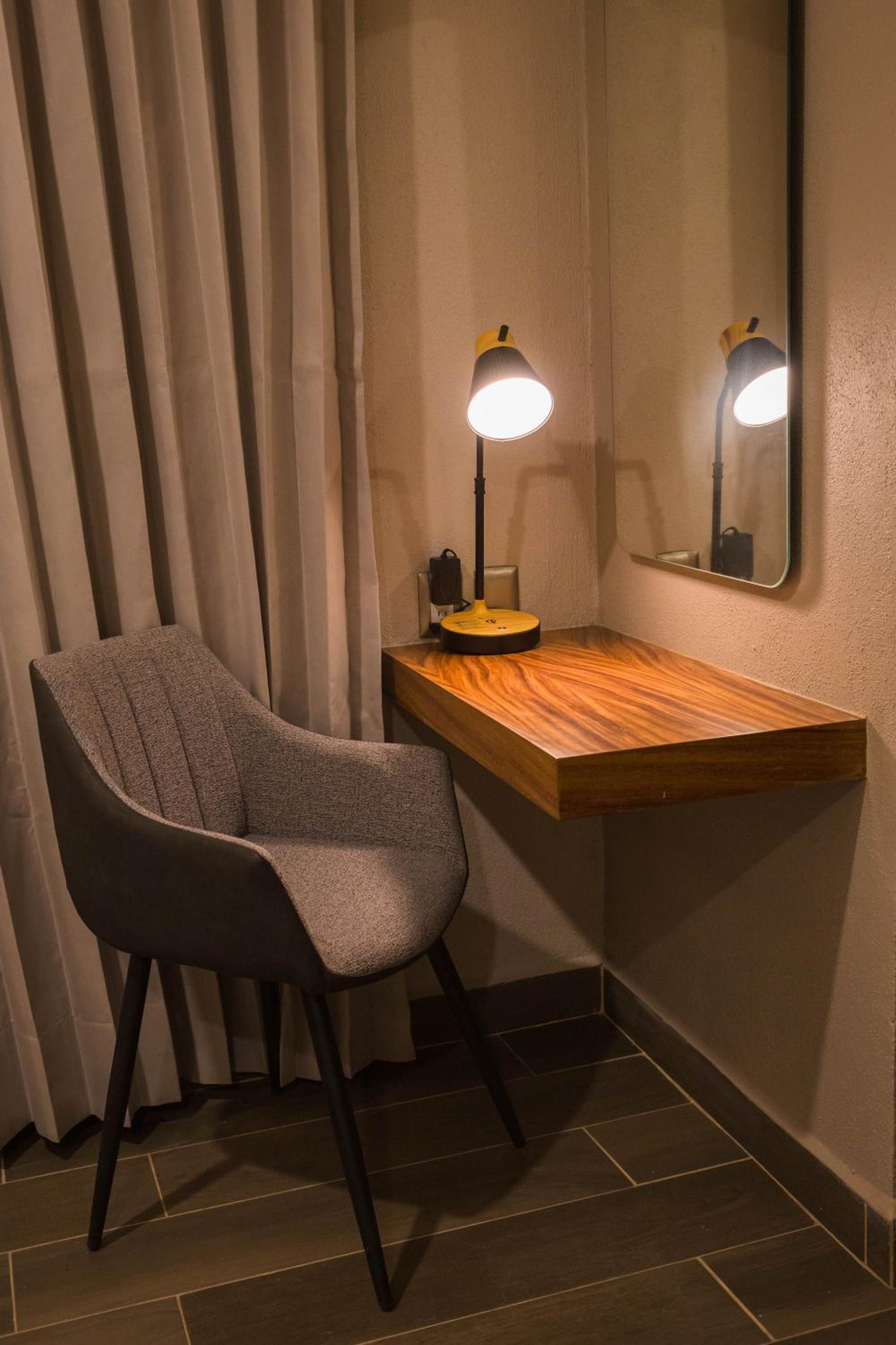 Superior Suite - Photo 3
