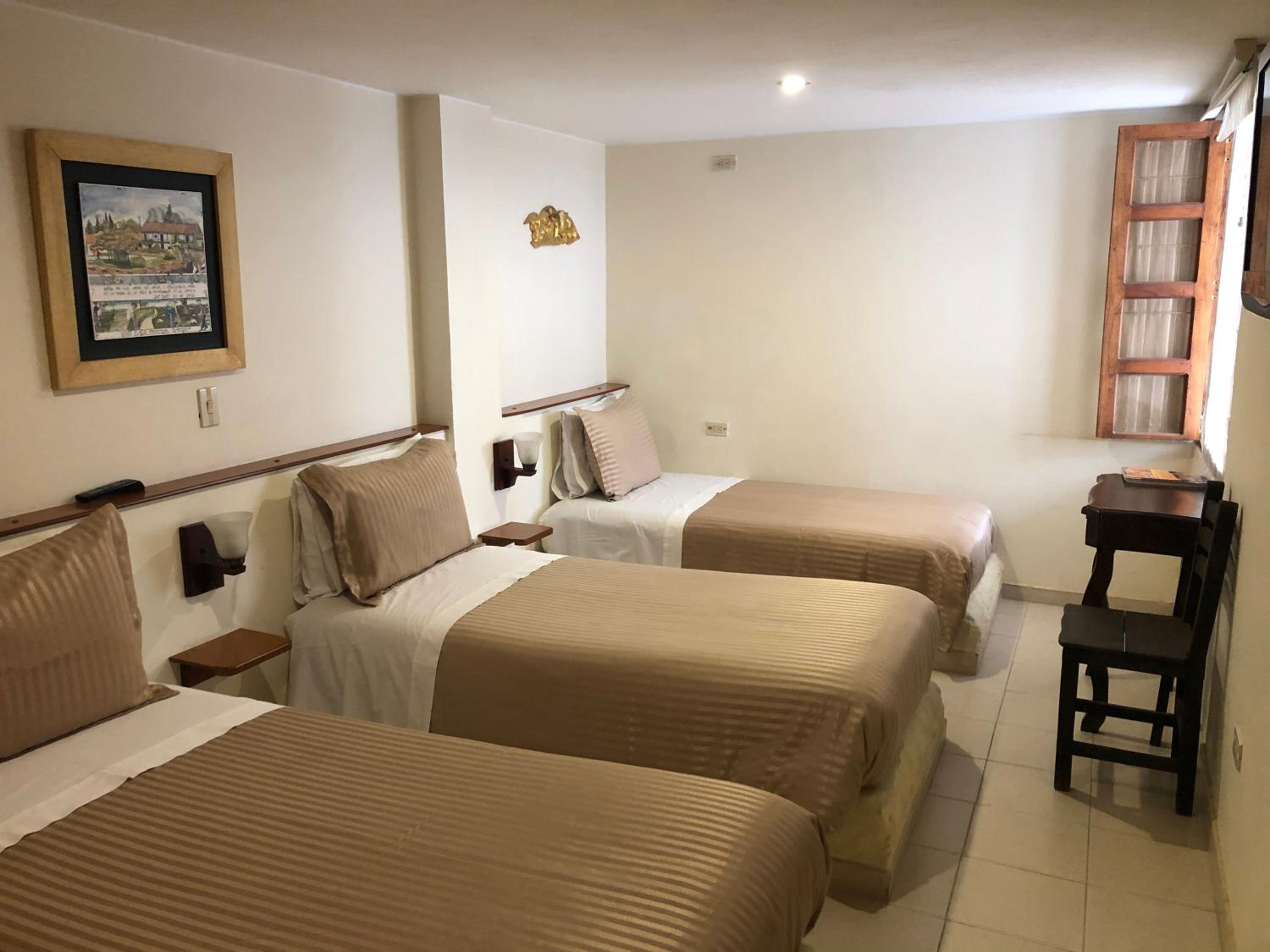 Standard Triple Room photo 3