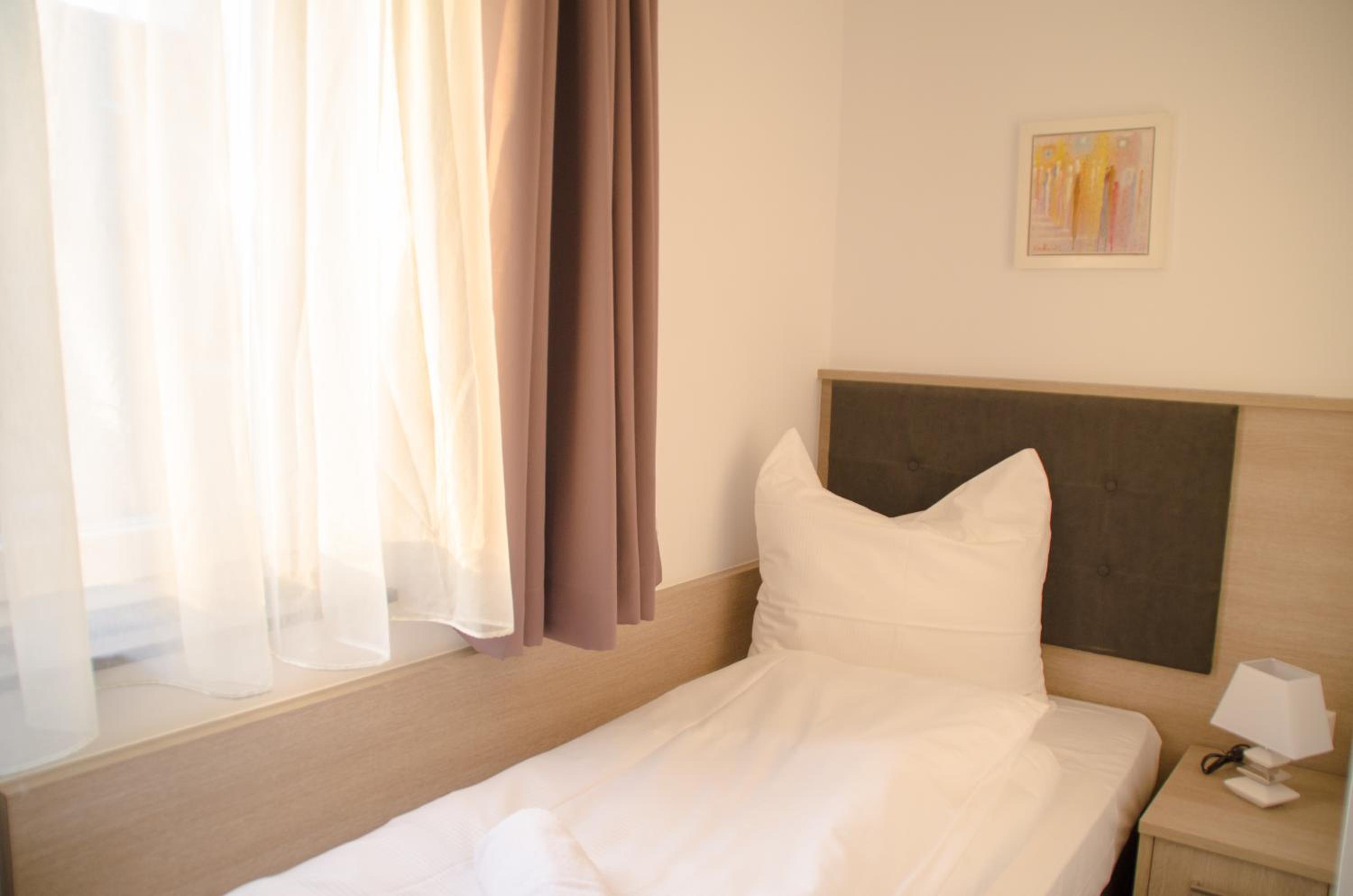 Triple Room - Photo 1