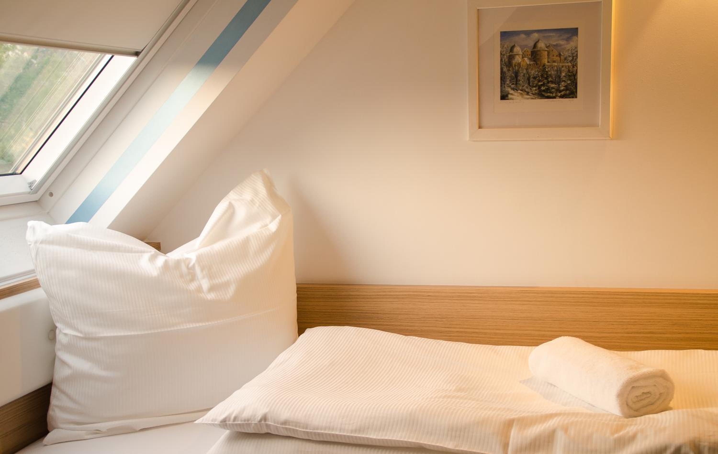 Triple Room - Photo 7