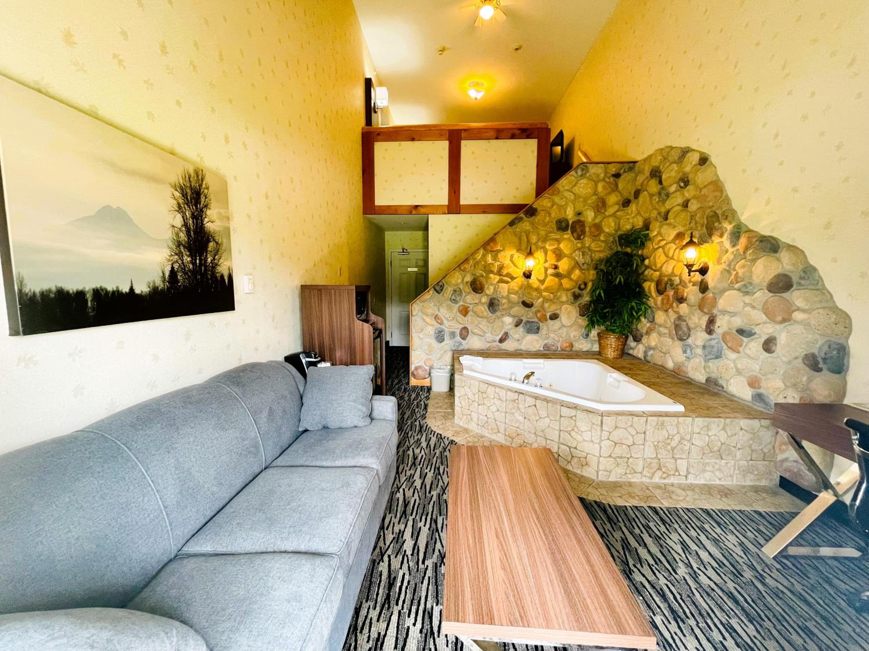 King Suite - Photo 4