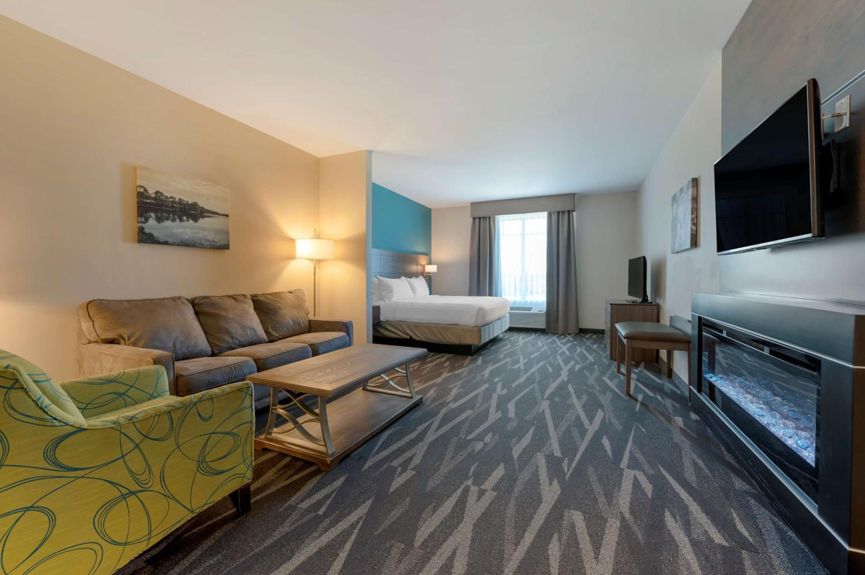 Bridal King Suite photo 1