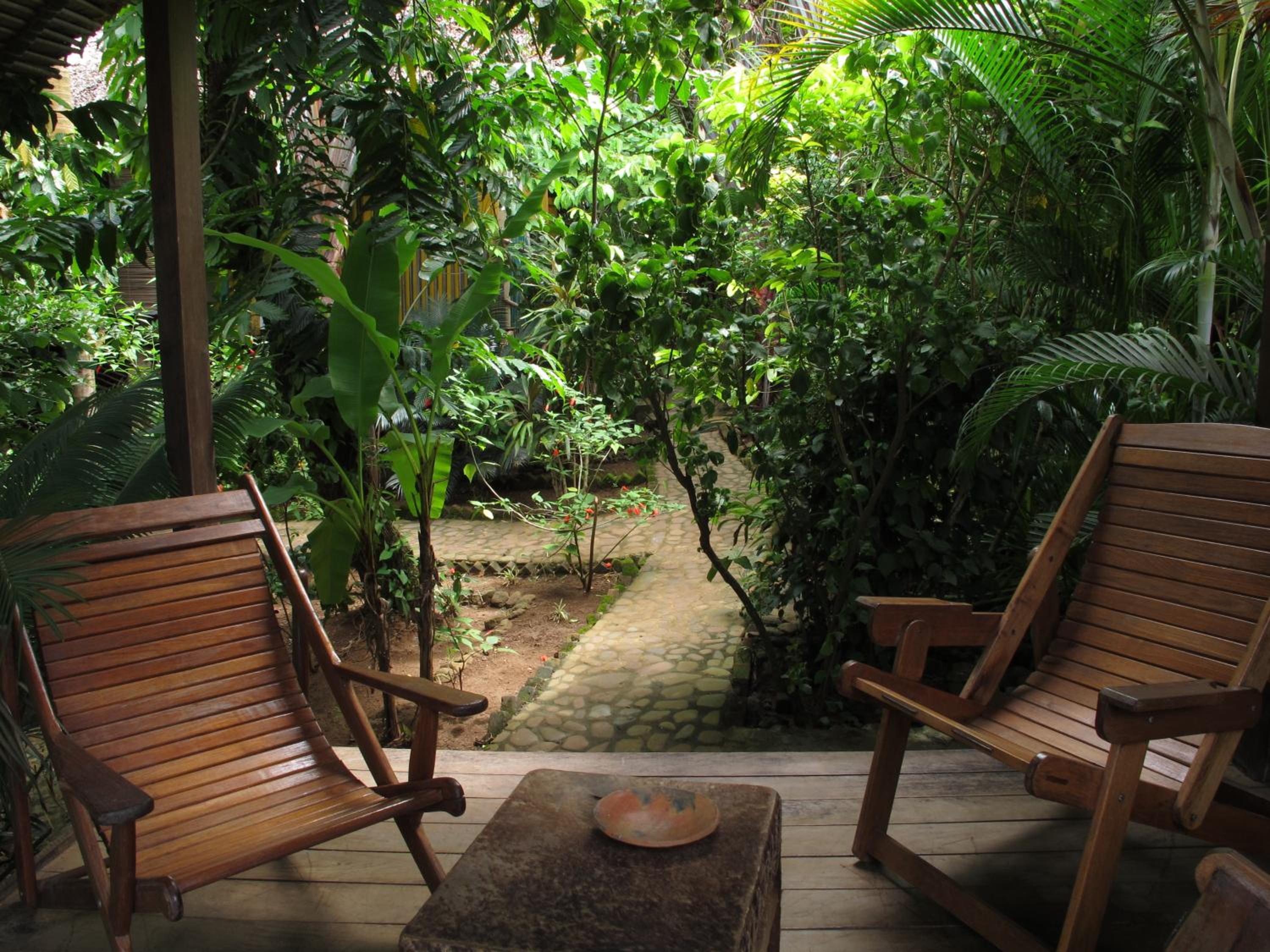 Bungalow with Garden View photo 2