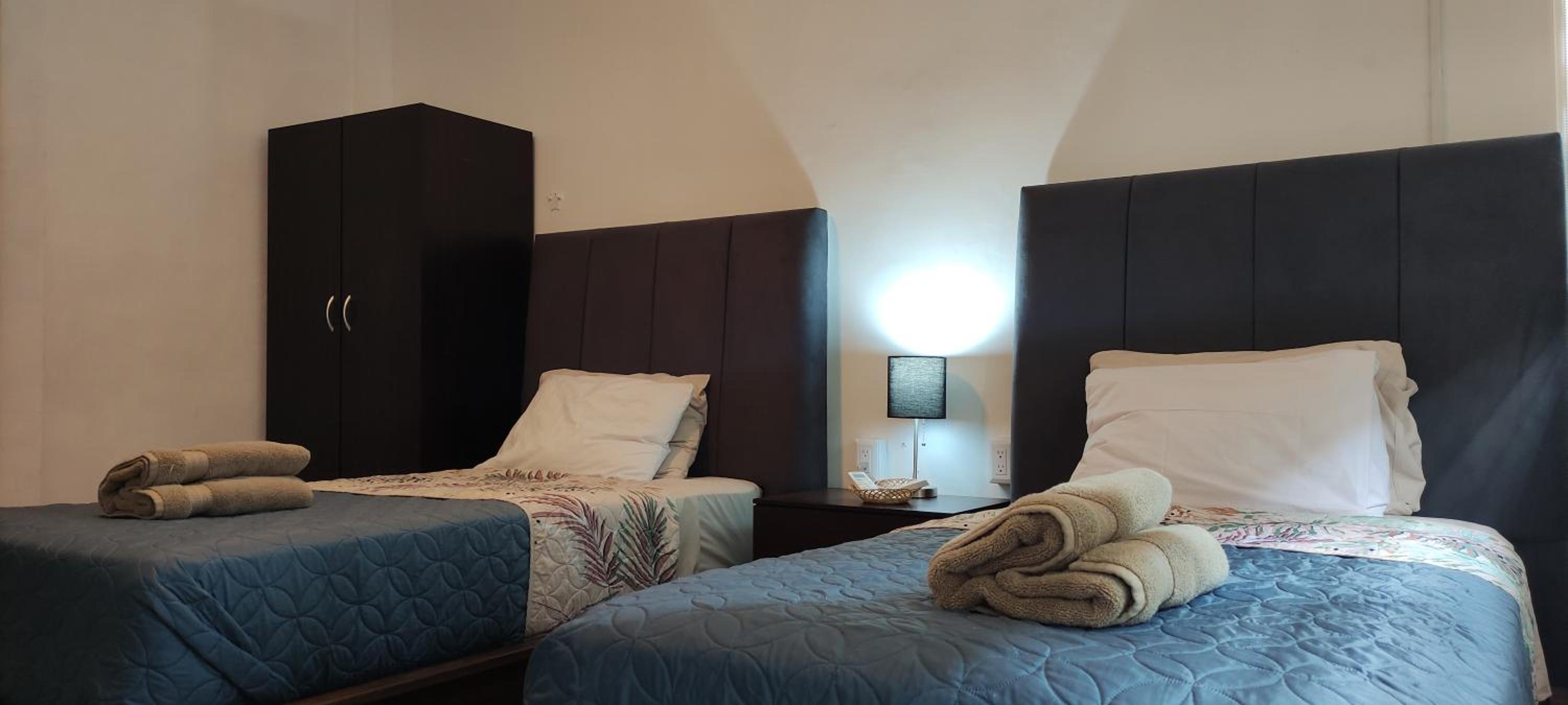 Deluxe Twin Room - Photo 2