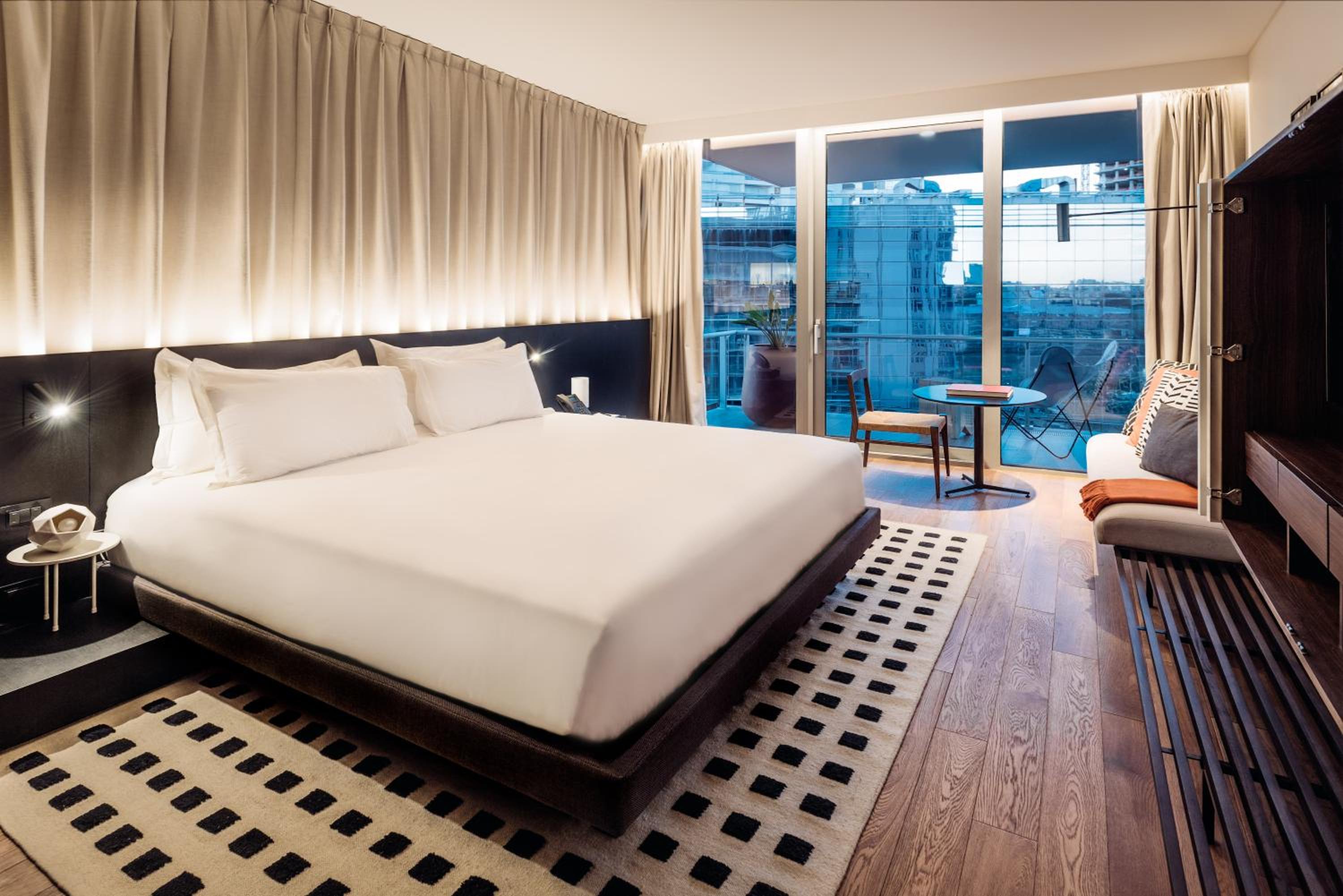 Superior King Room with Disability Access