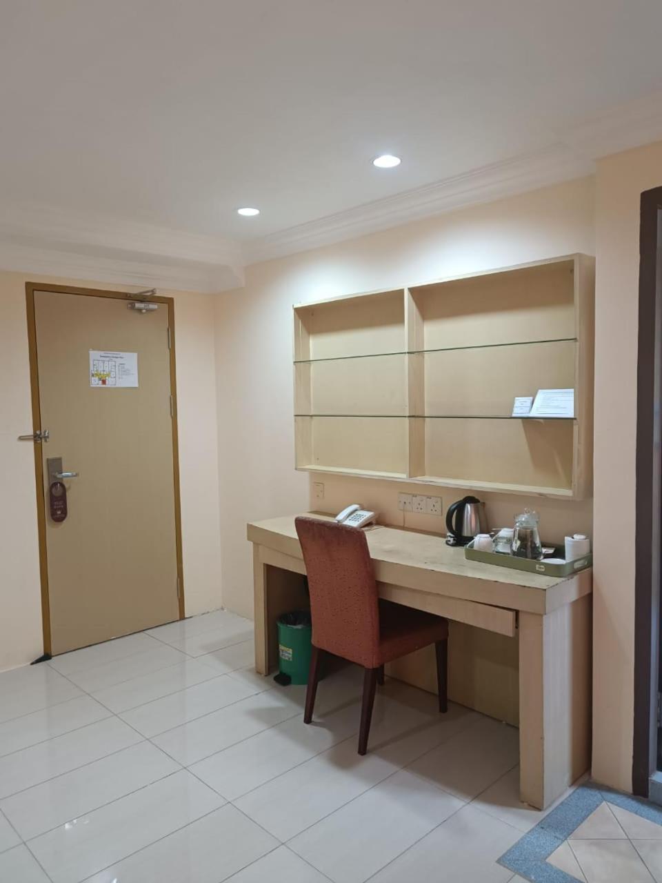 Deluxe King Room photo 3