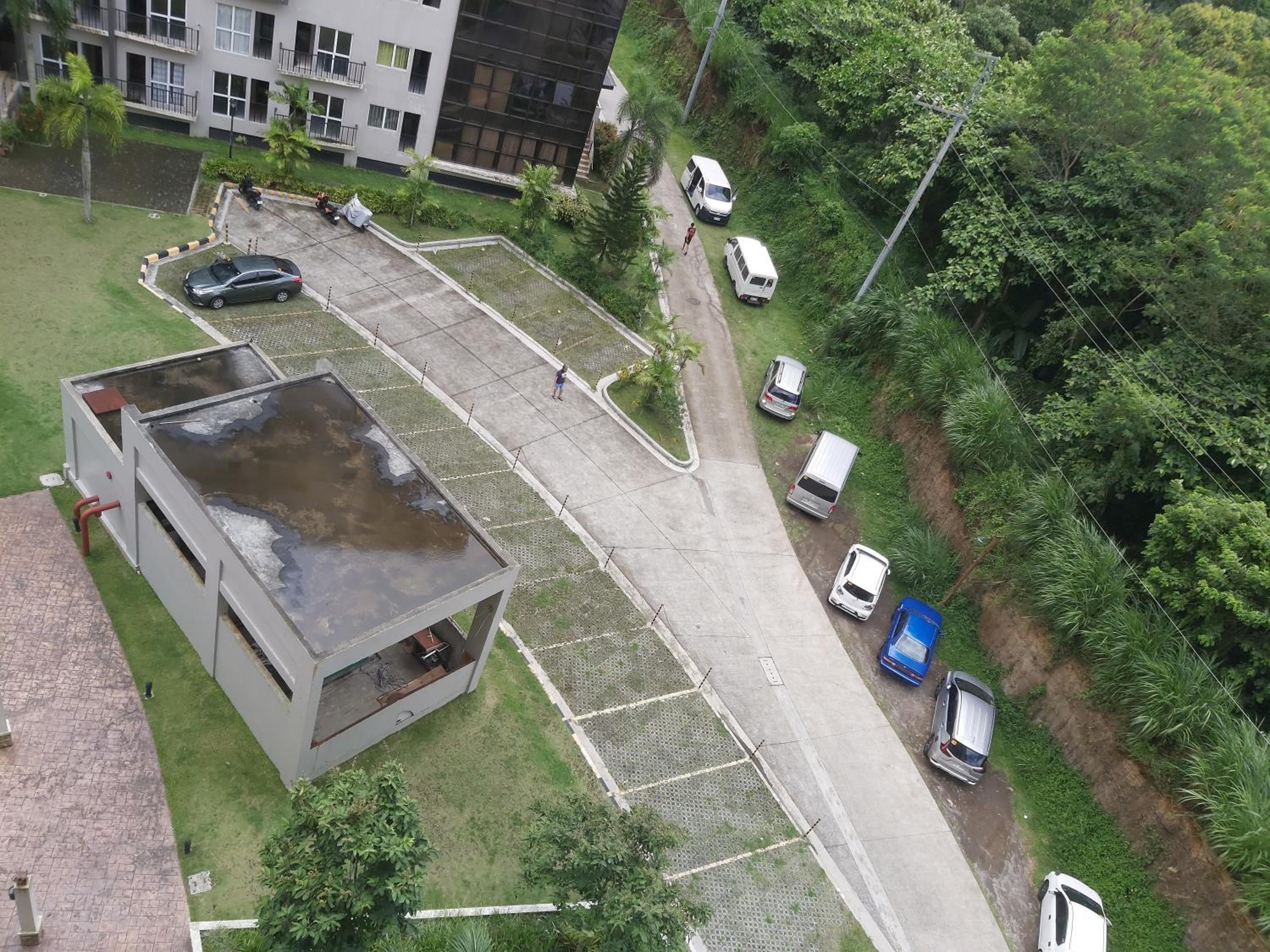 Apartment with Pool View  - Photo 25