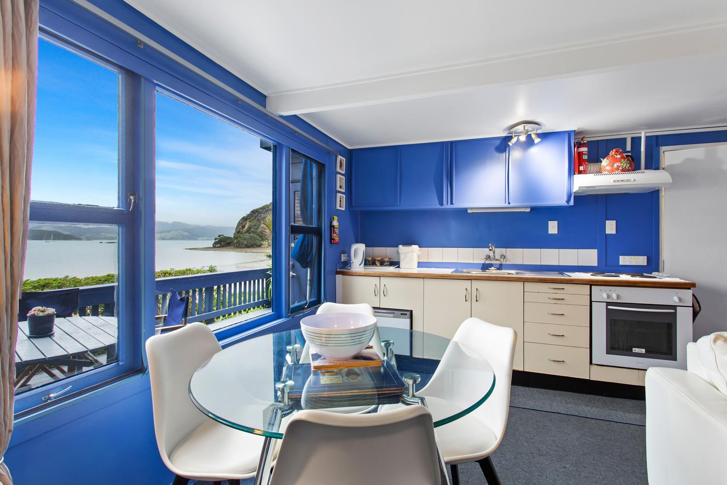 Apartment with Sea View - Wyuna Bay Downstairs photo 3