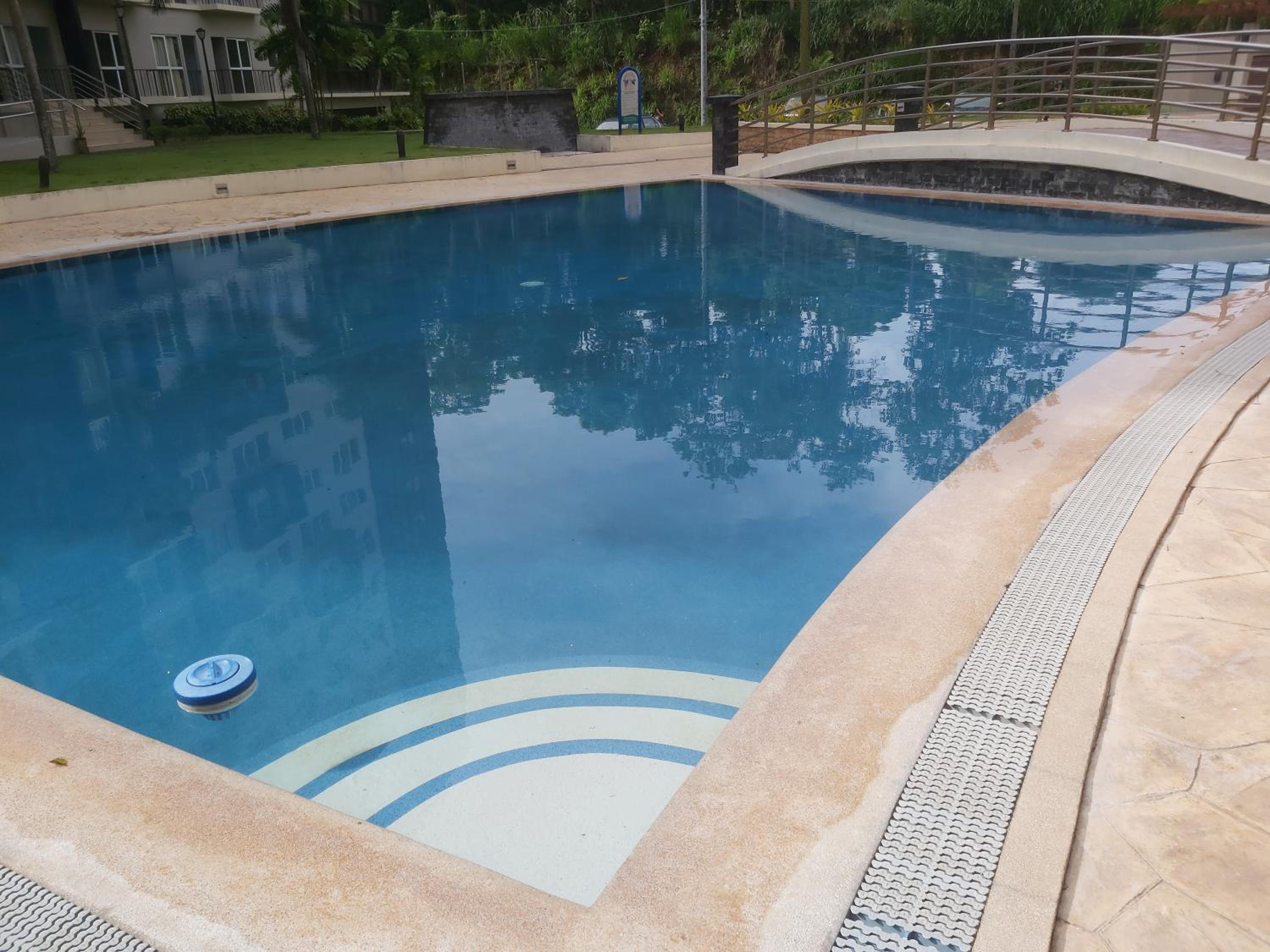 Apartment with Pool View  - Photo 21