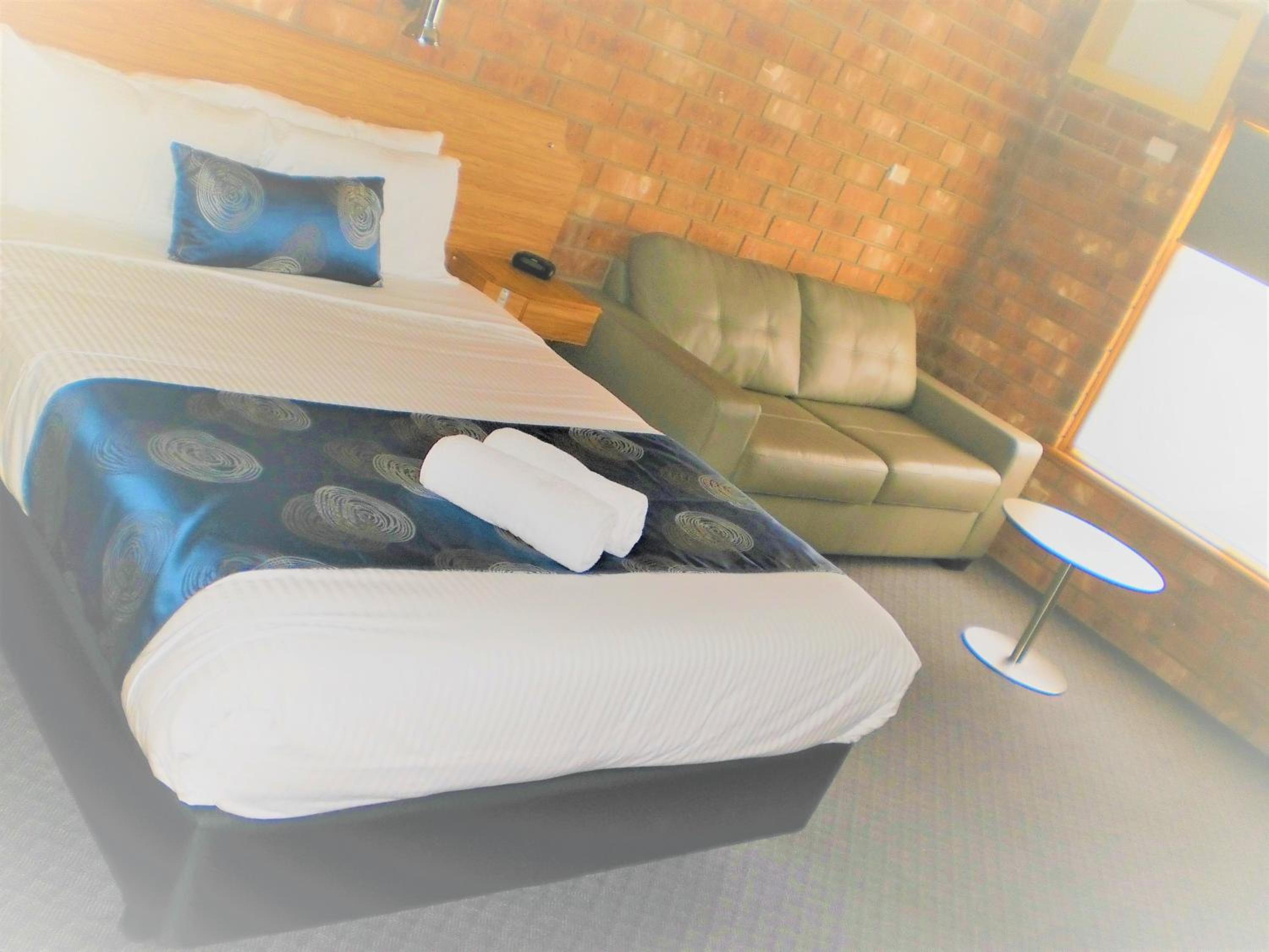 Deluxe Queen Room - Photo 3