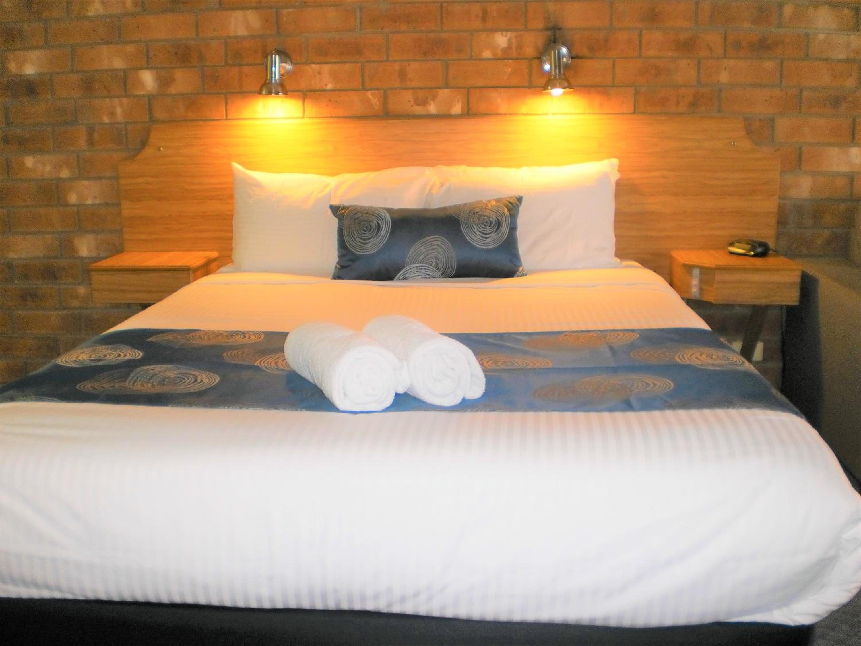 Deluxe Queen Room - Photo 5