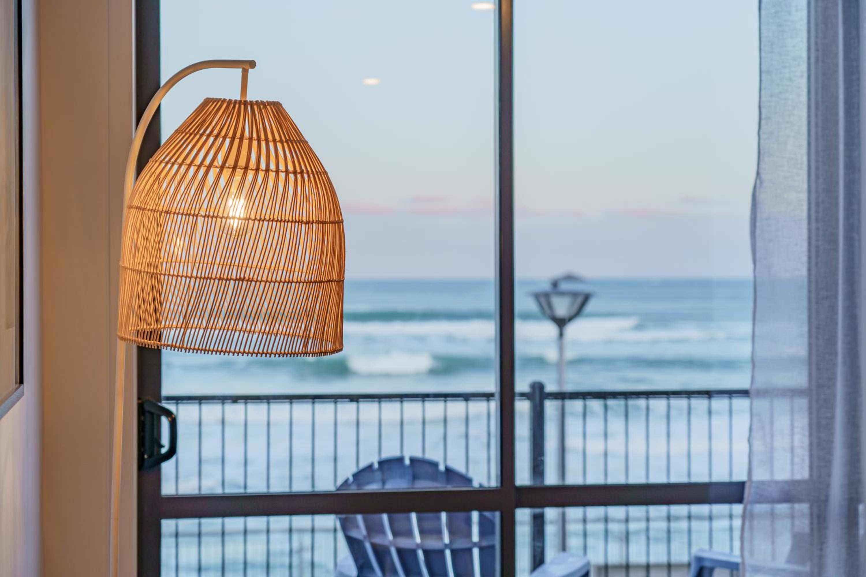 Apartment with Sea View - Photo 10