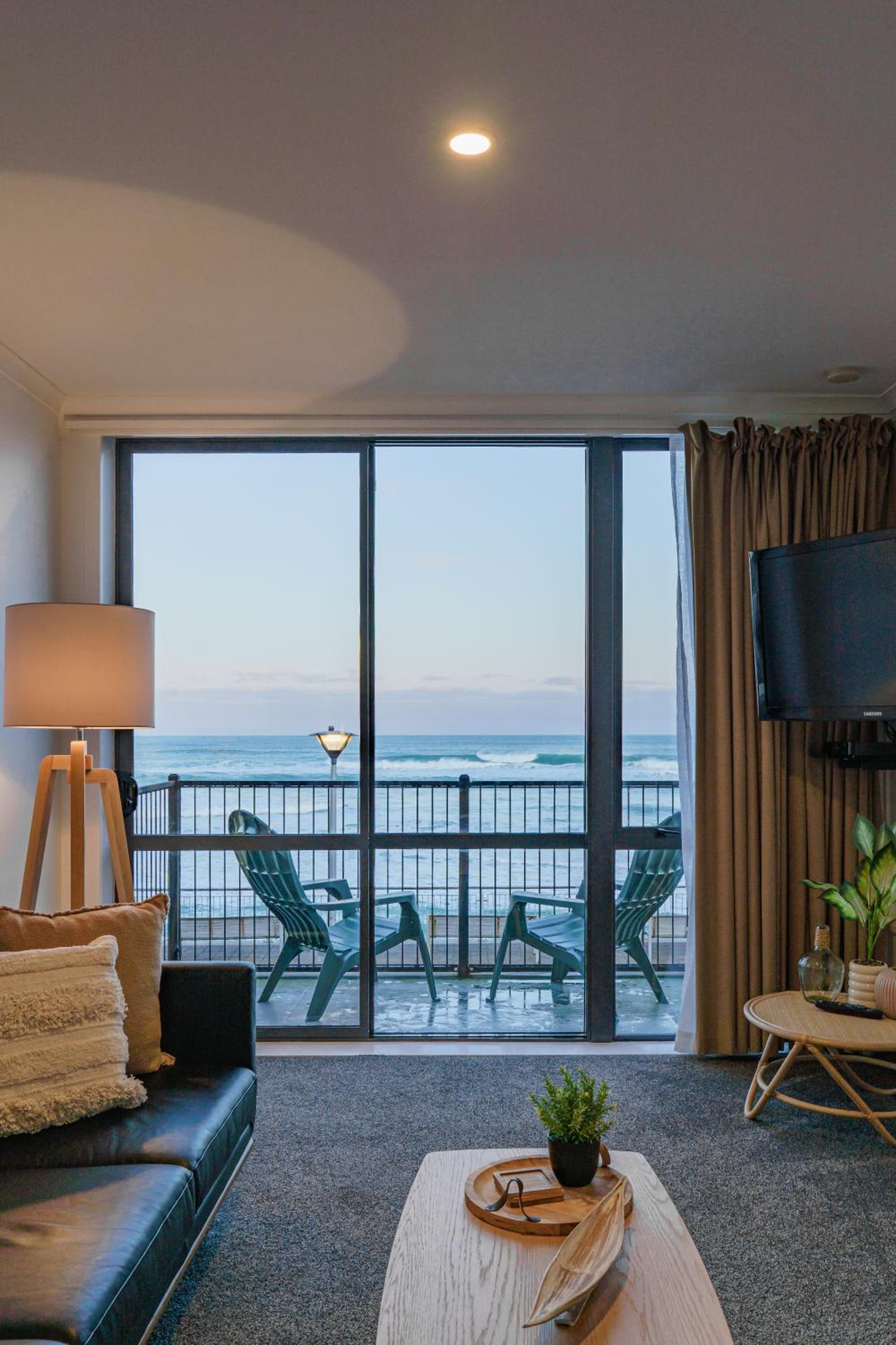 Apartment with Sea View - Photo 14