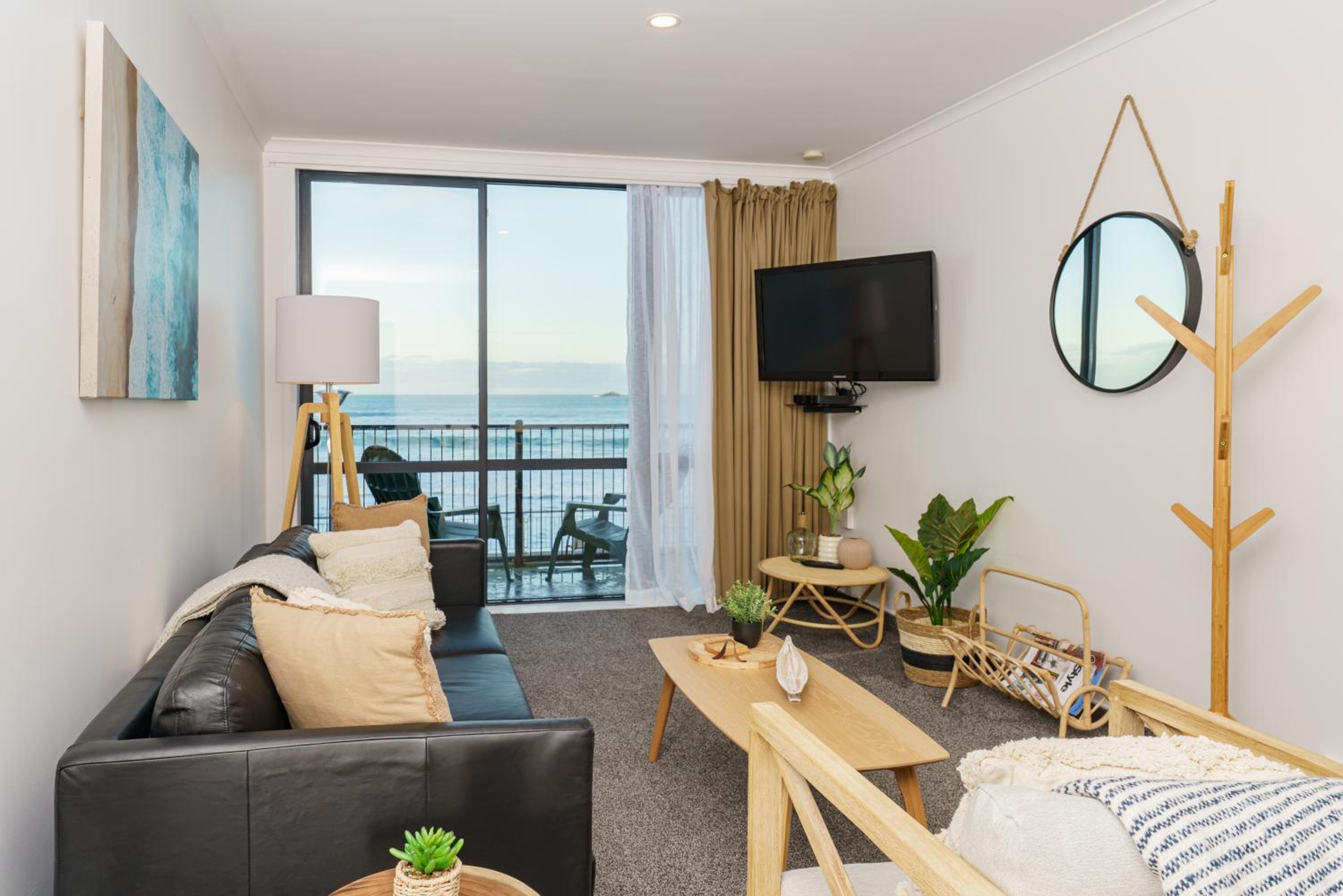 Apartment with Sea View - Photo 17