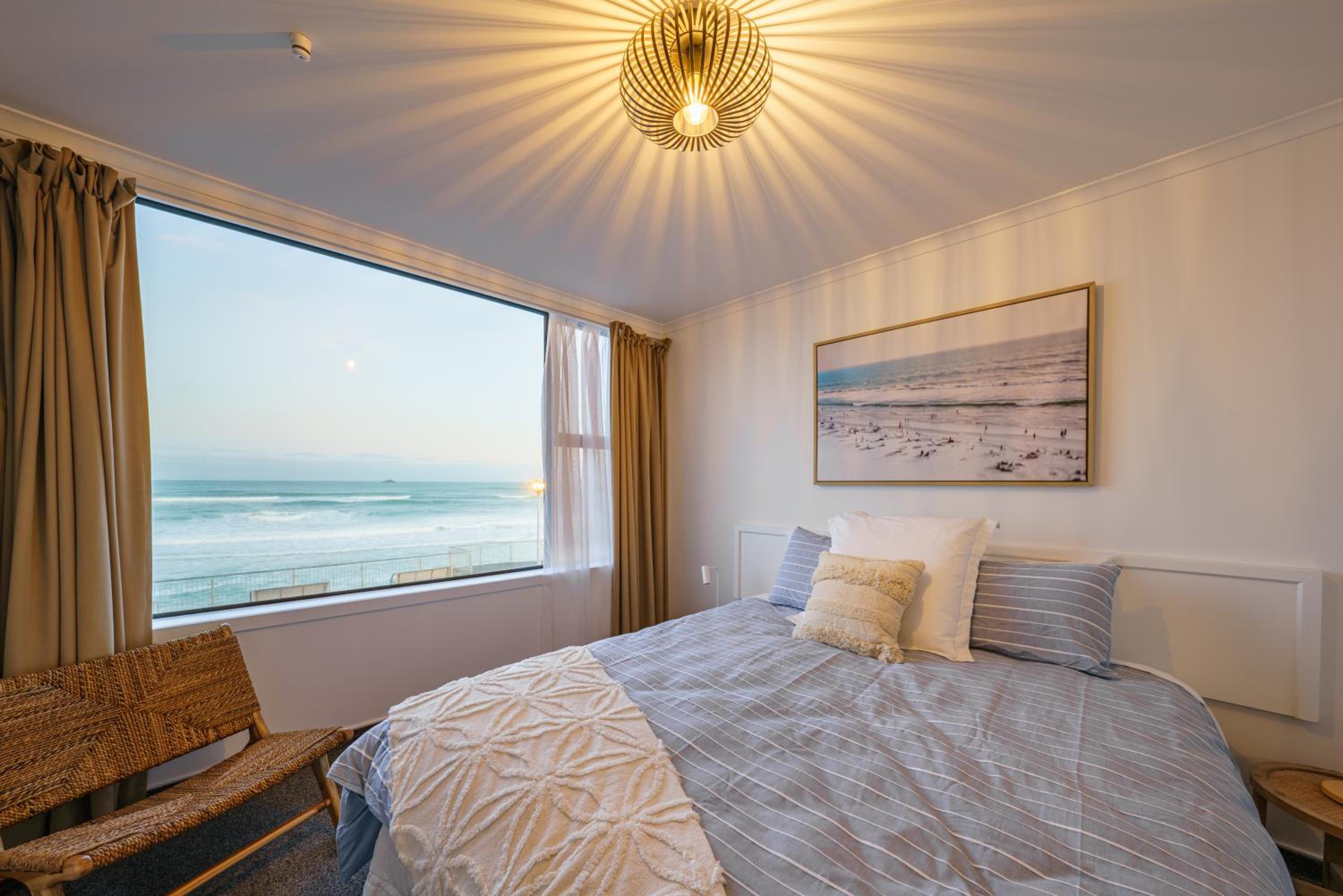 Apartment with Sea View - Photo 1