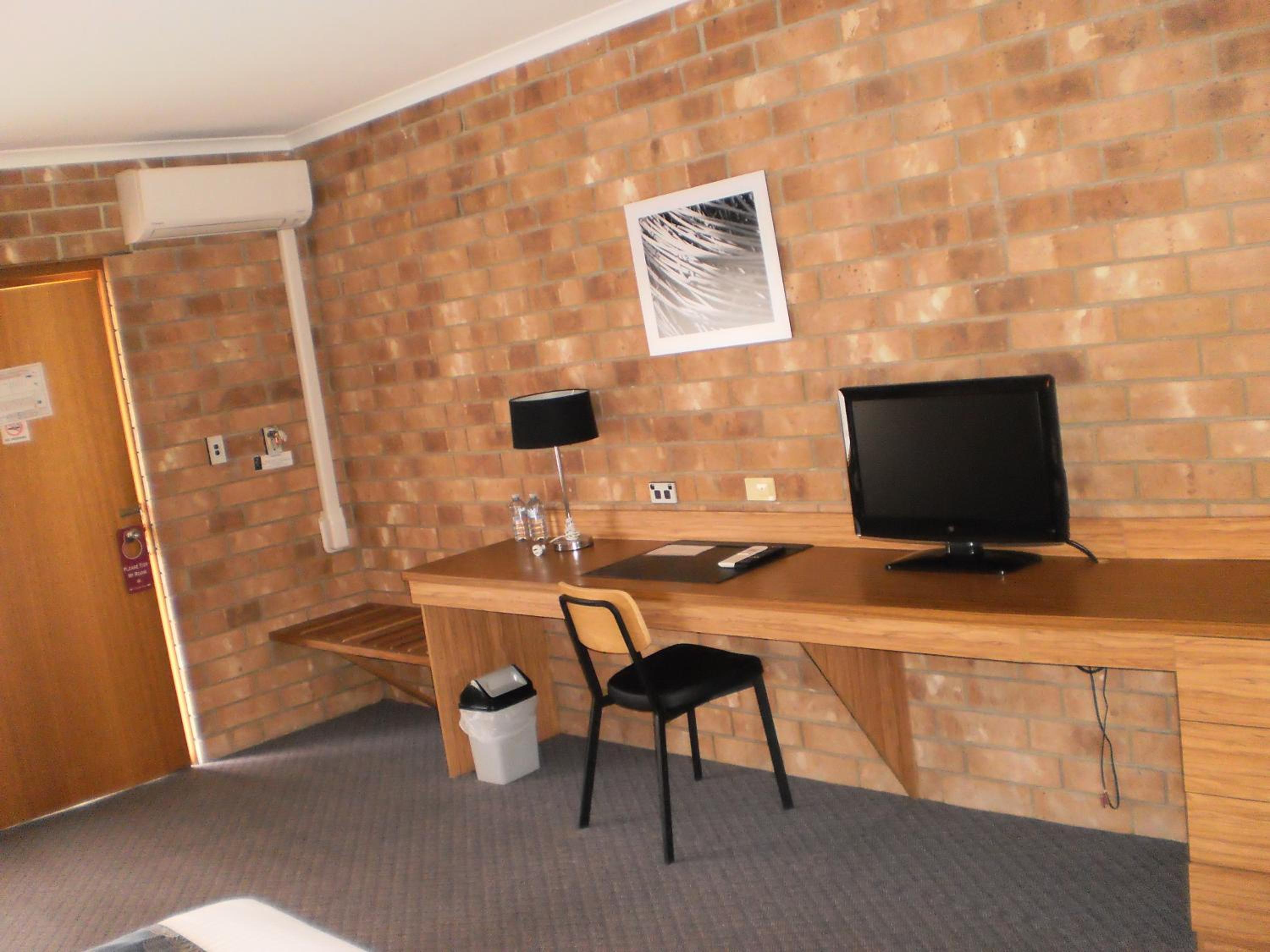 Standard Queen Room - Photo 4