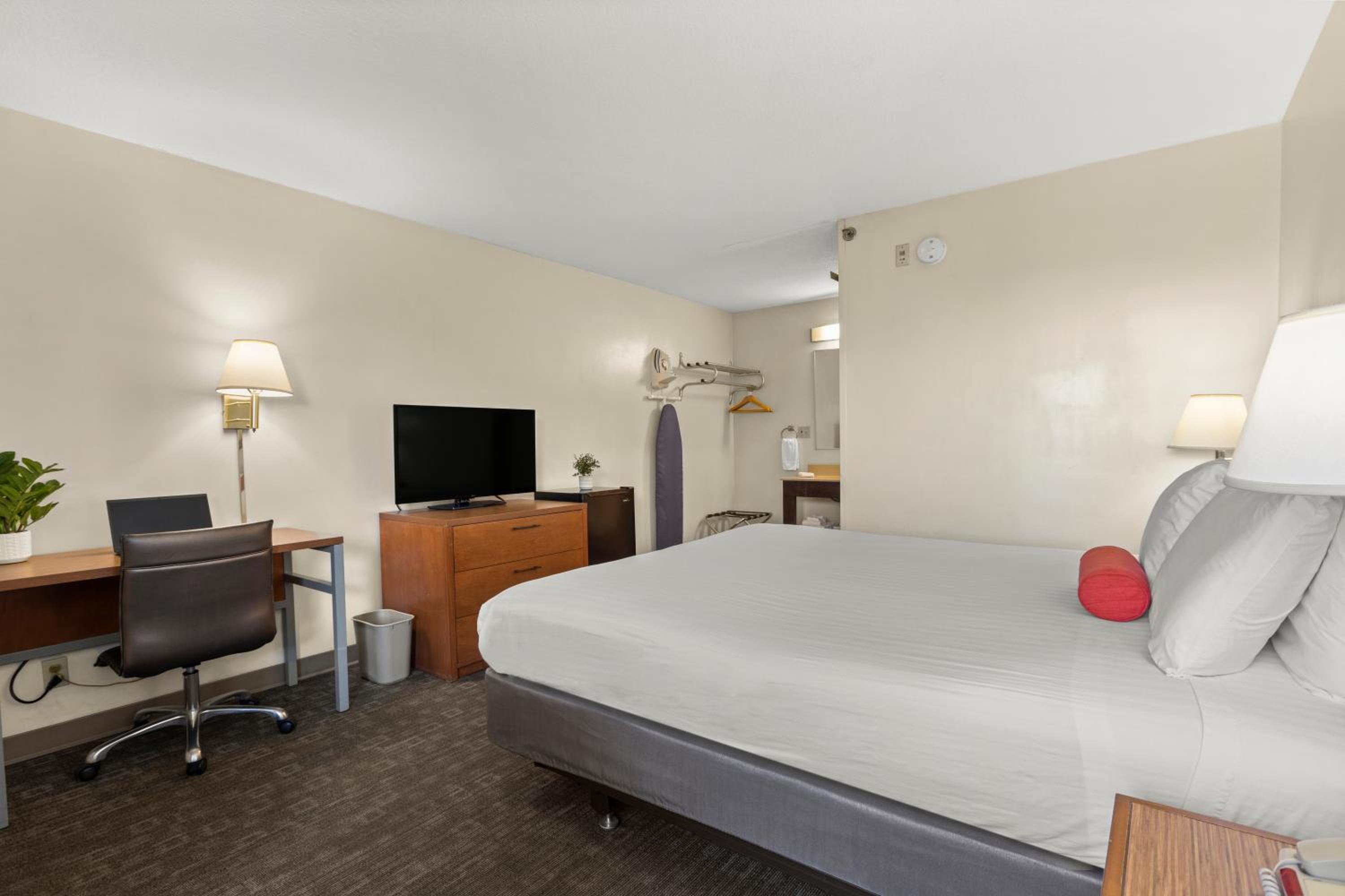 King Room - Photo 1
