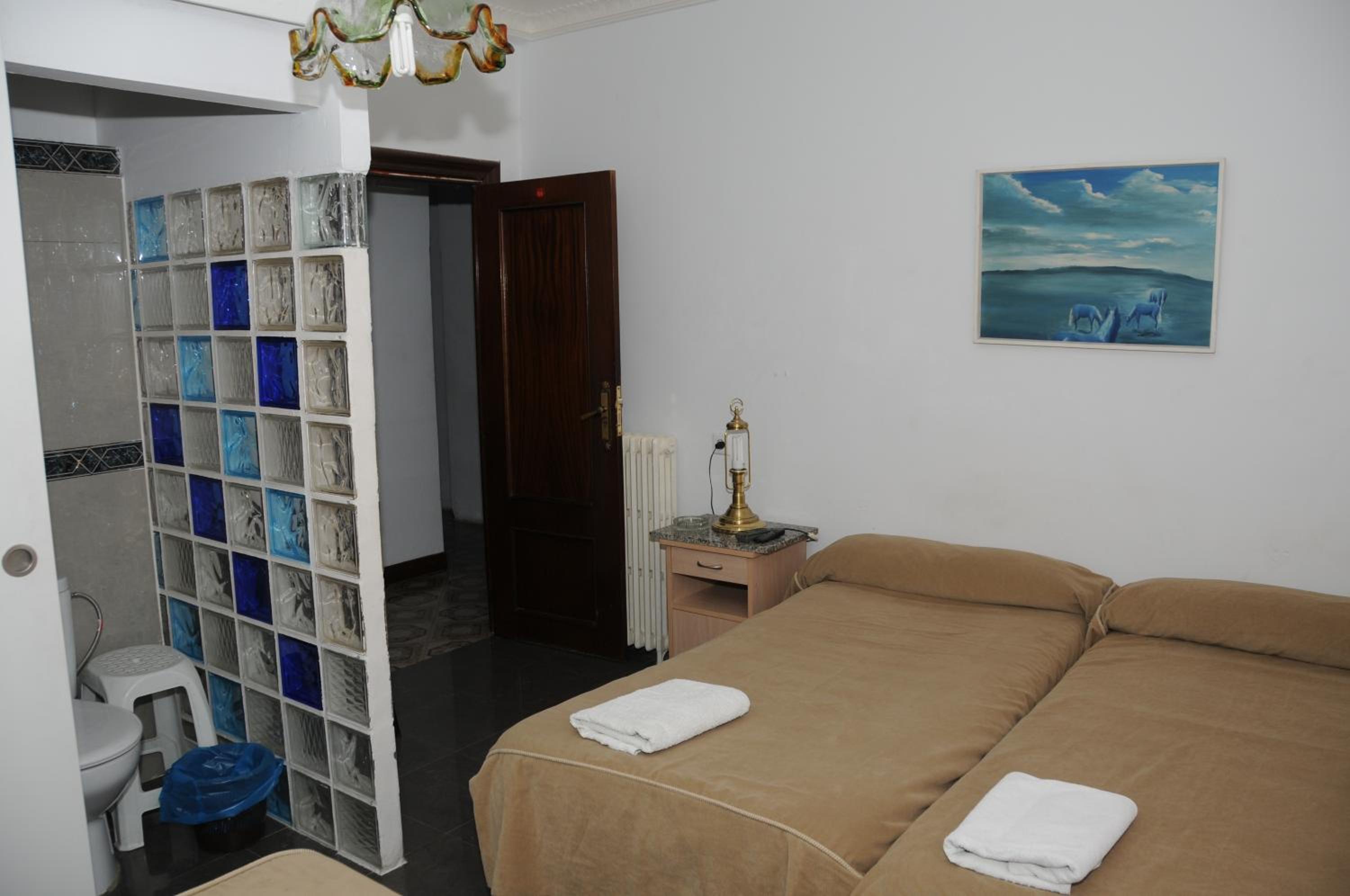 Habitación Triple con Baño Privado