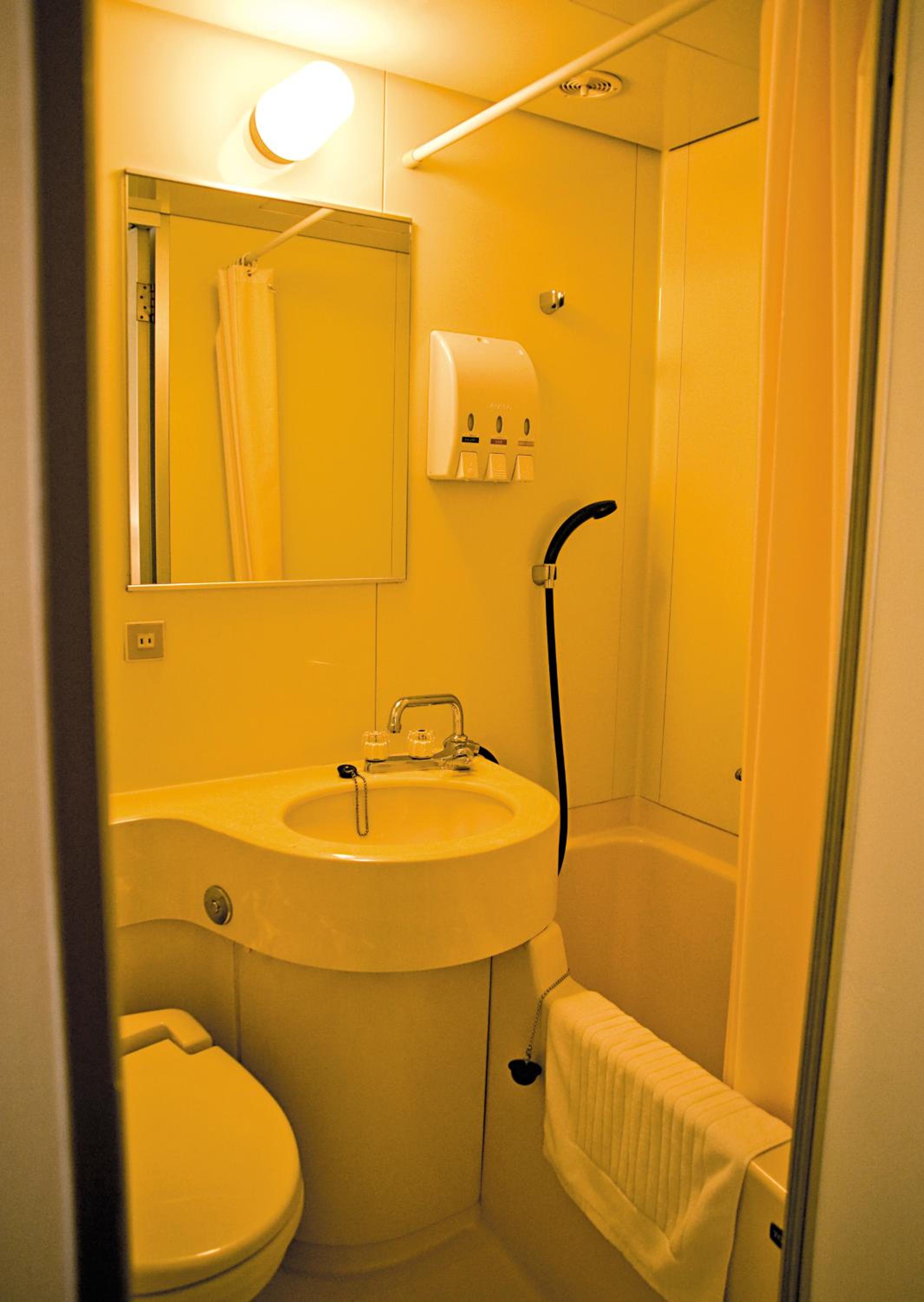 Single Room - Non-Smoking photo 2