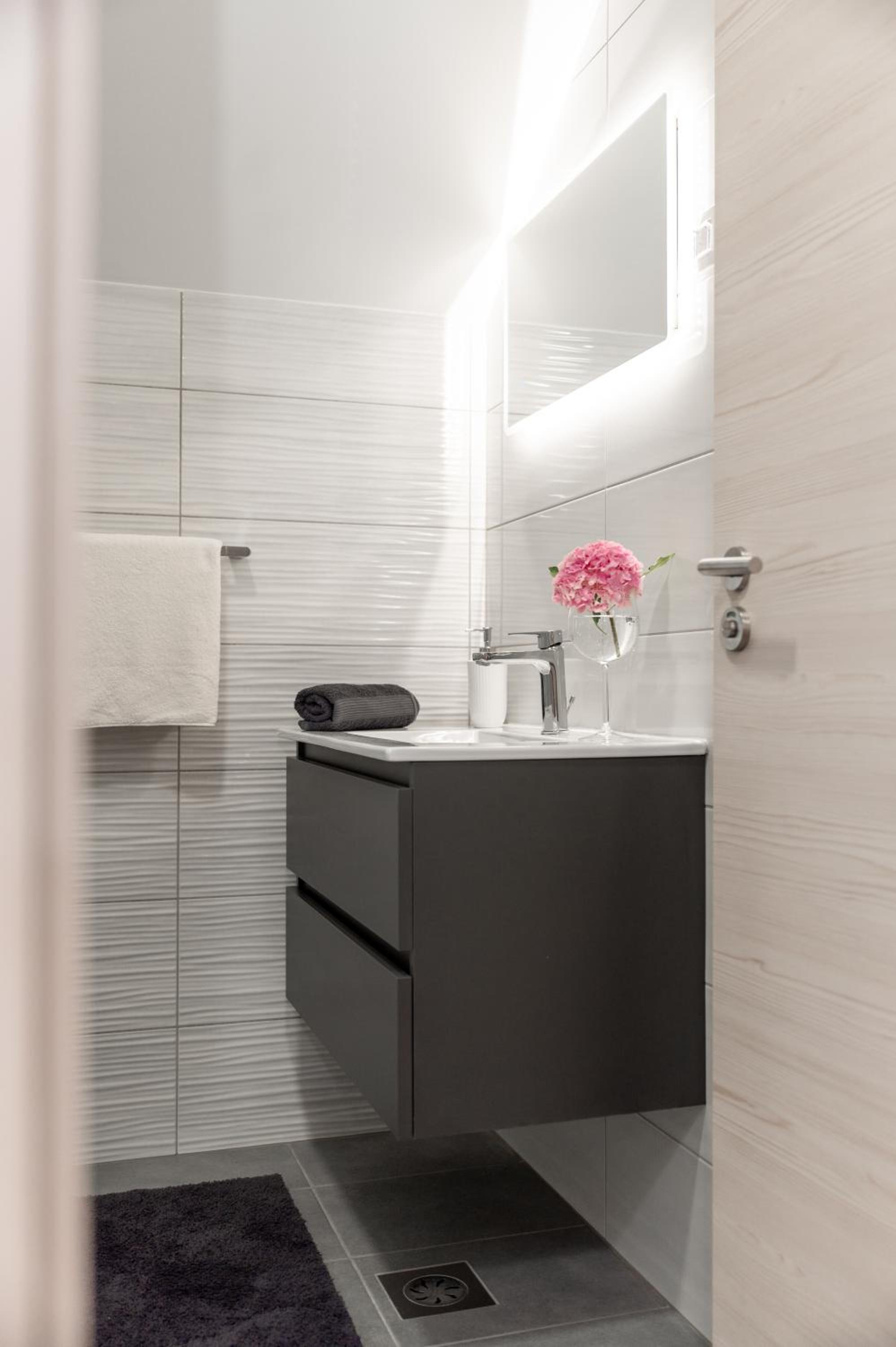 Triple Room with Bathroom - Photo 15