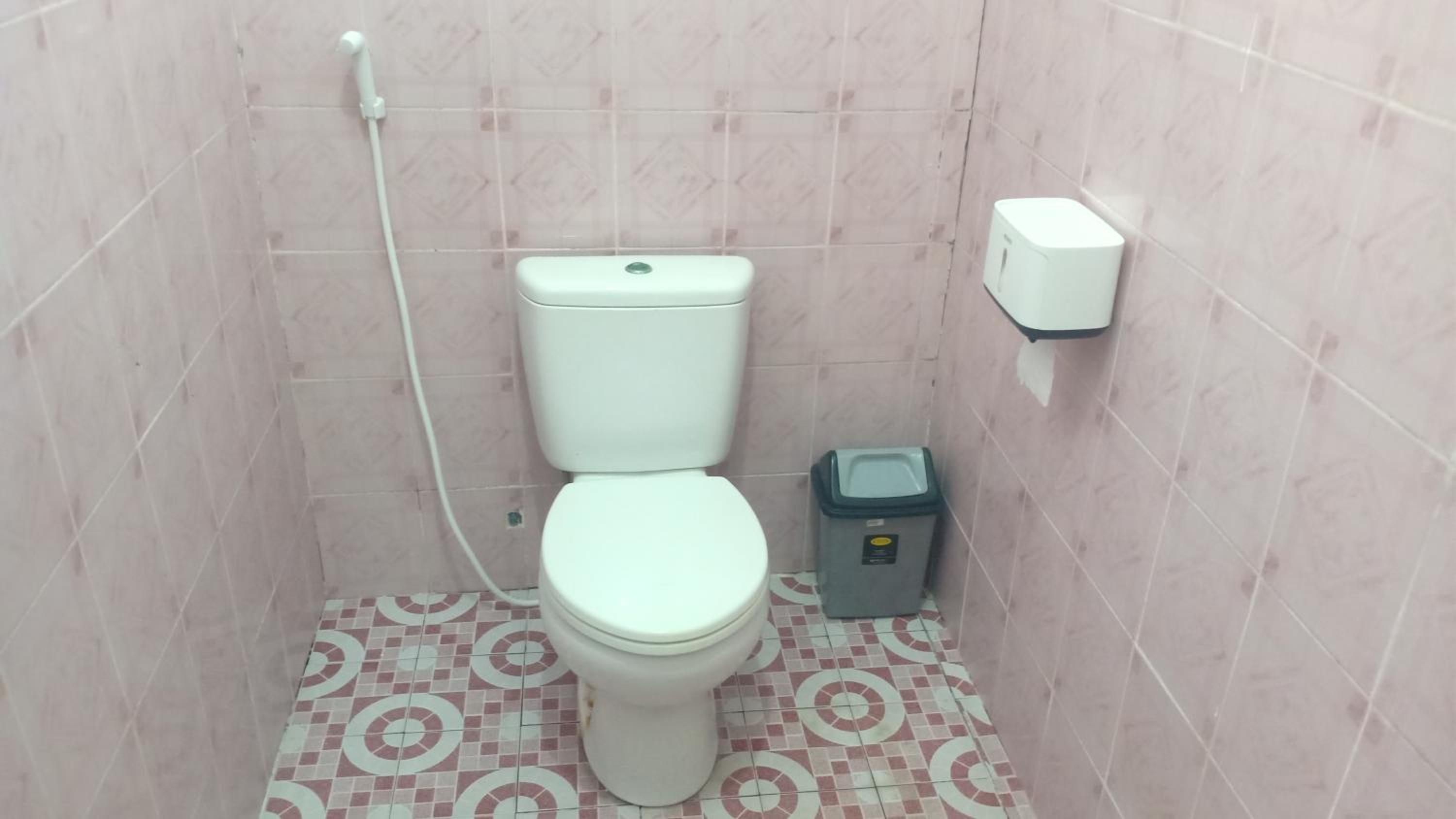 Double Room with Private Bathroom - Photo 7