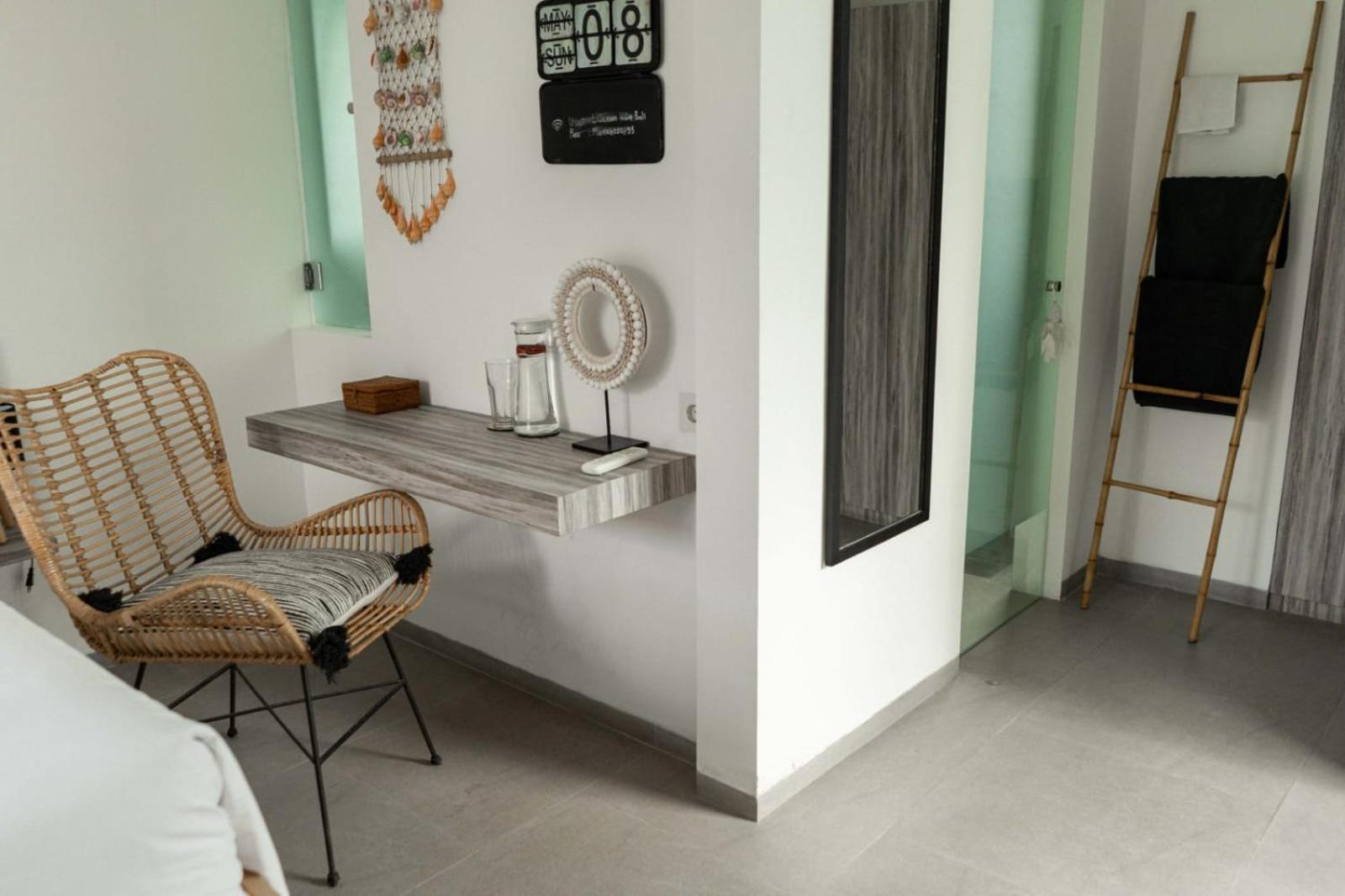 Double Room with Balcony - Photo 5
