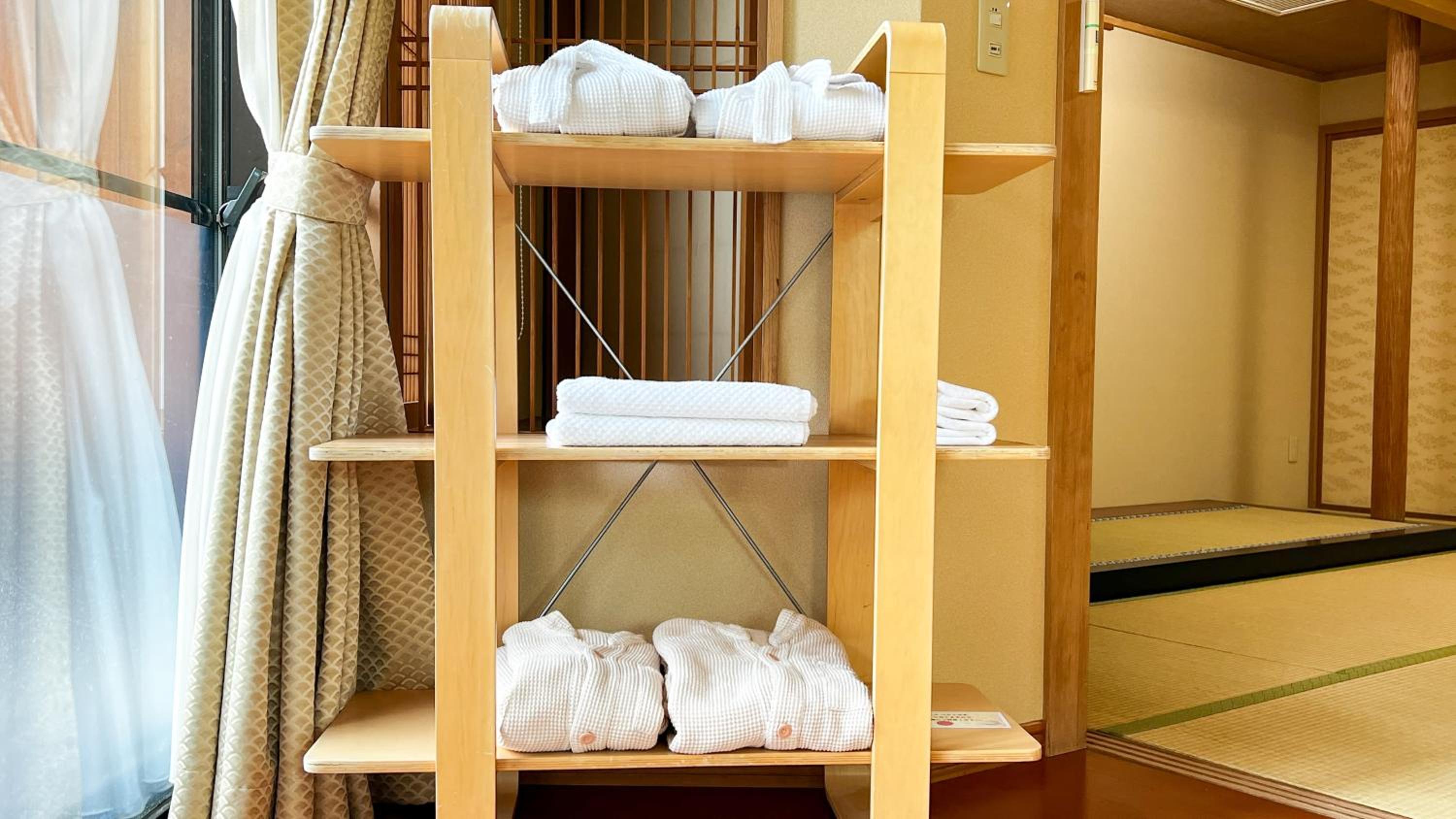 Japanese-Style Deluxe Room with Open Air Bath - Non-Smoking - Buffet Breakfast + Buffet Dinner Included - Photo 6