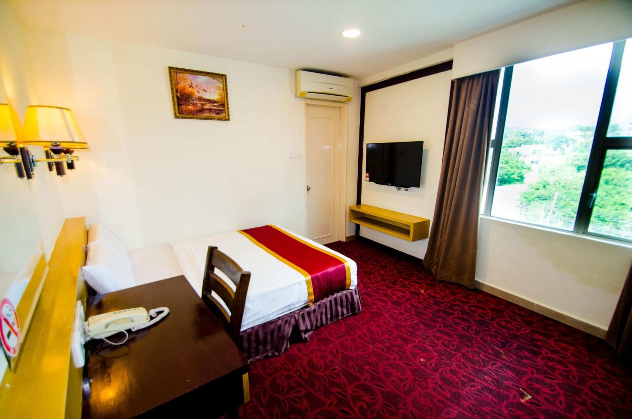 Large Double Room