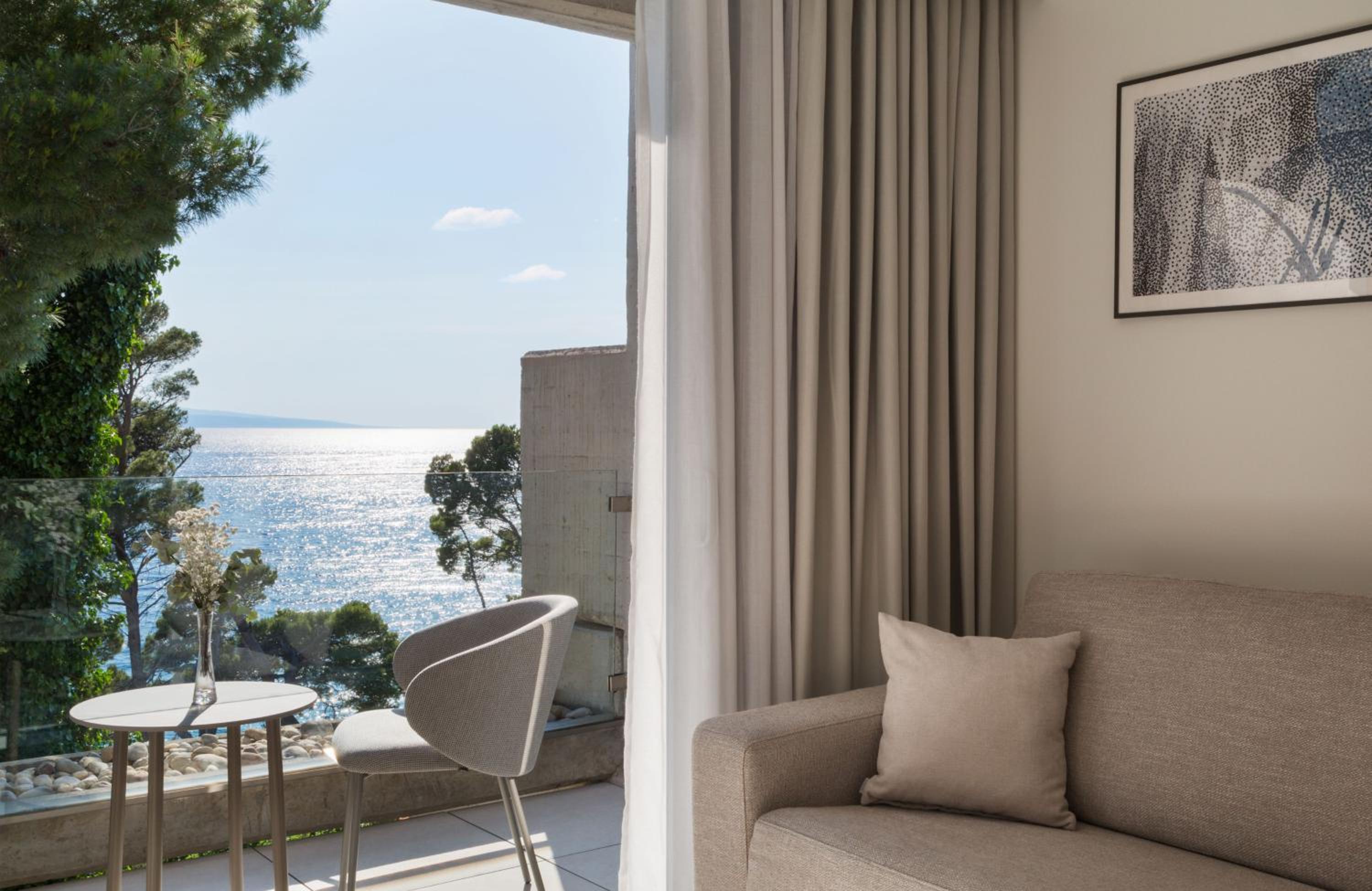 Superior Double Room - Sea Side - Photo 4