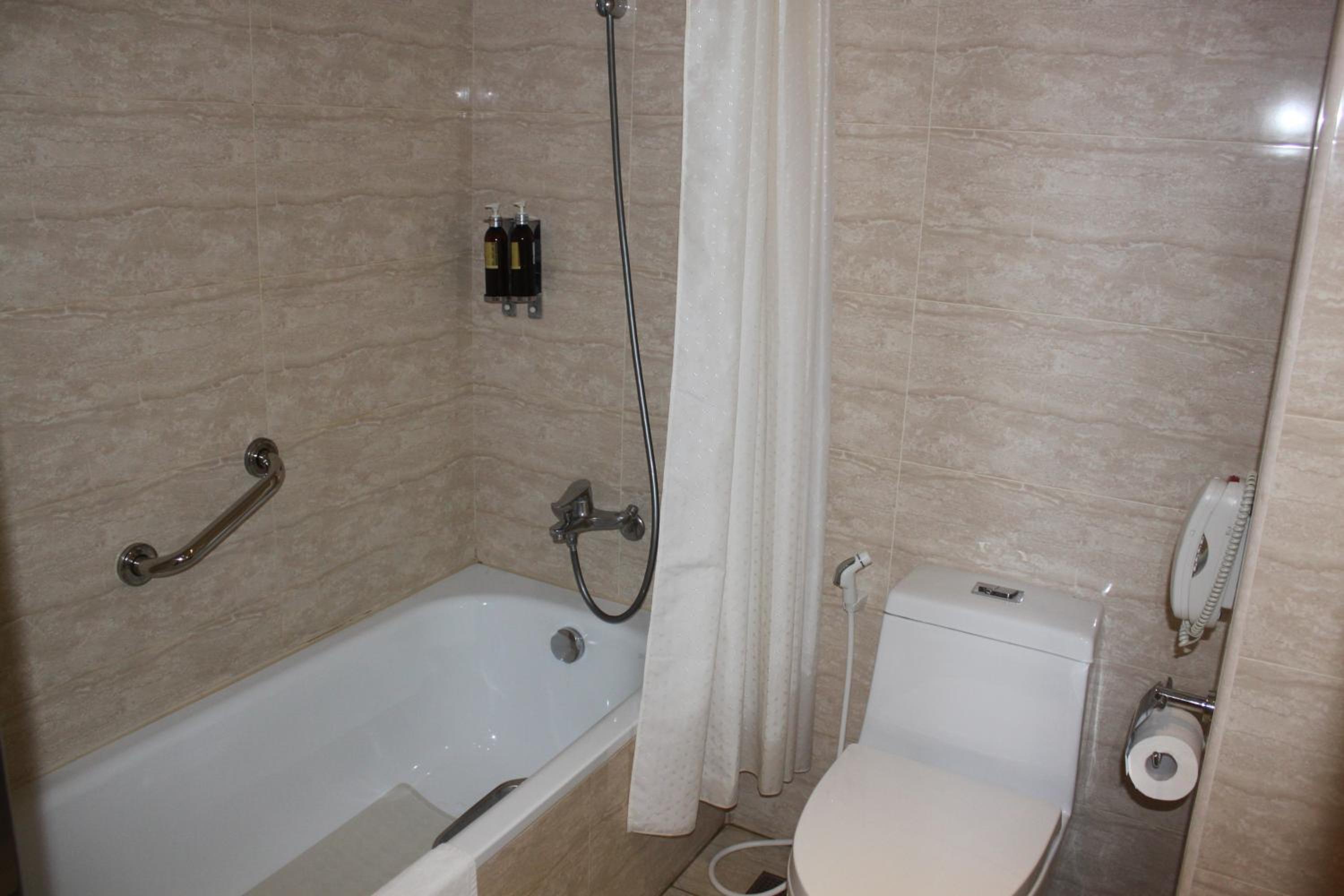 Superior Twin Room - No Window - Photo 3