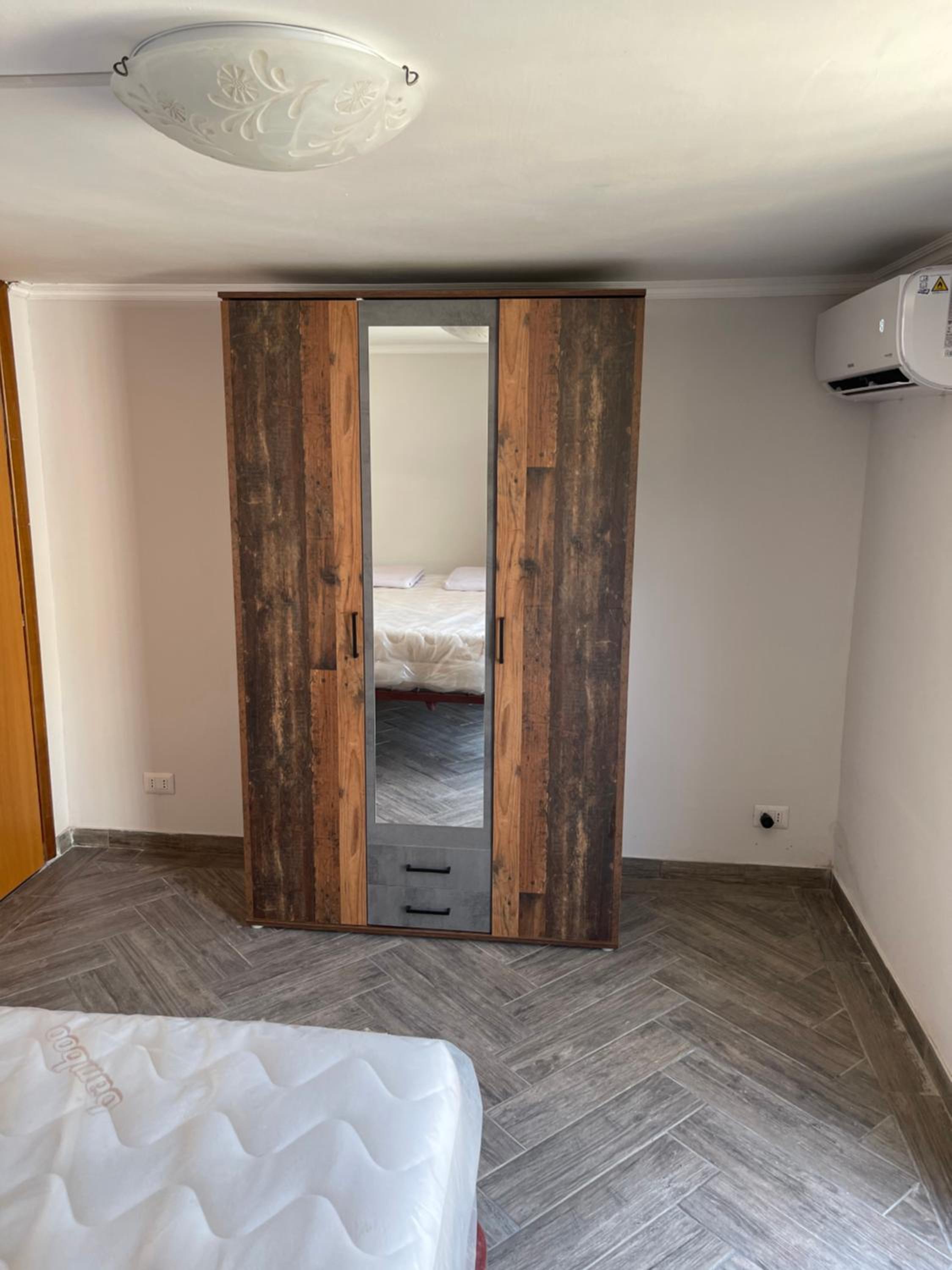 Deluxe Double Room (2 Adults + 1 Child) photo 1
