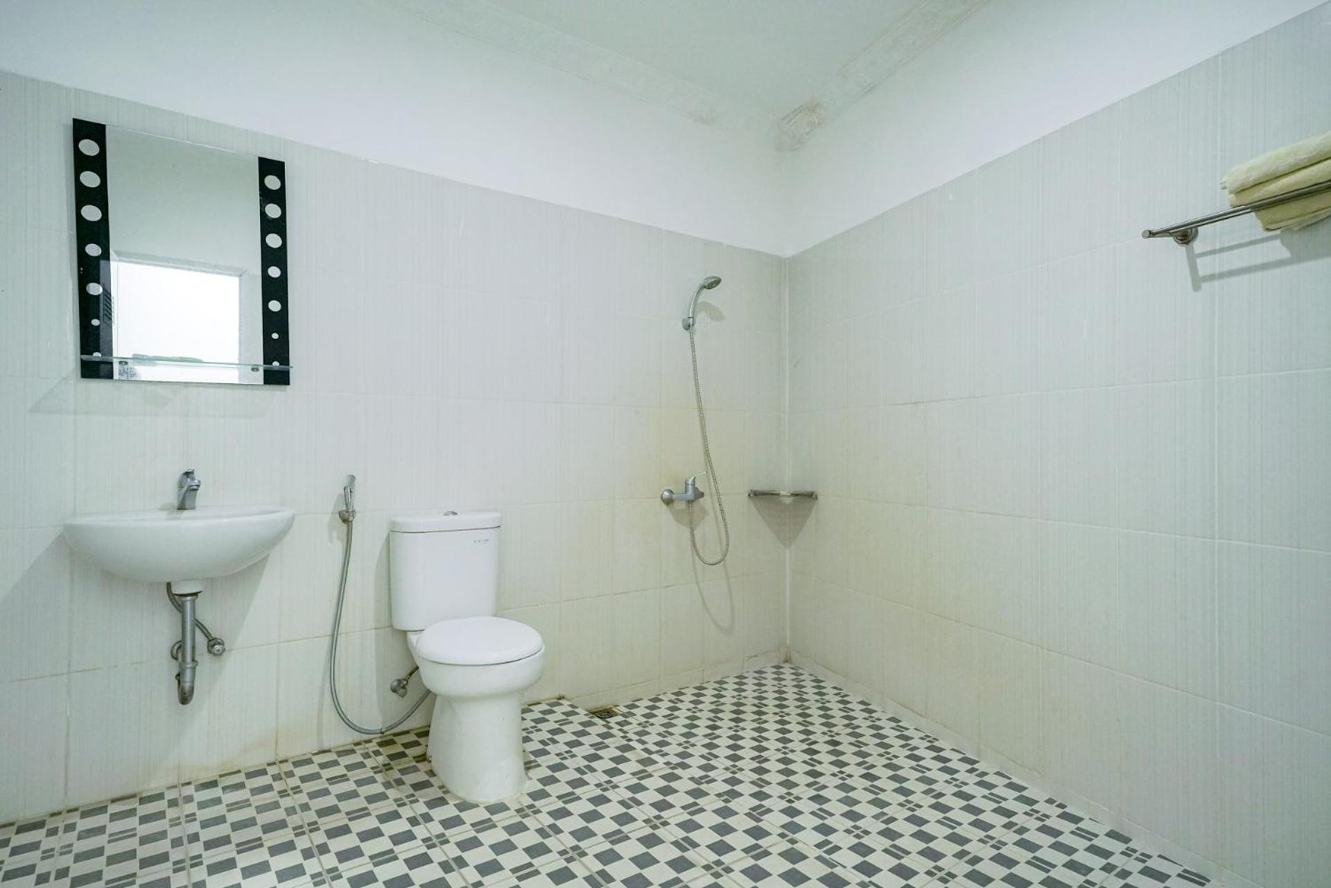Standard Double Room - Photo 5
