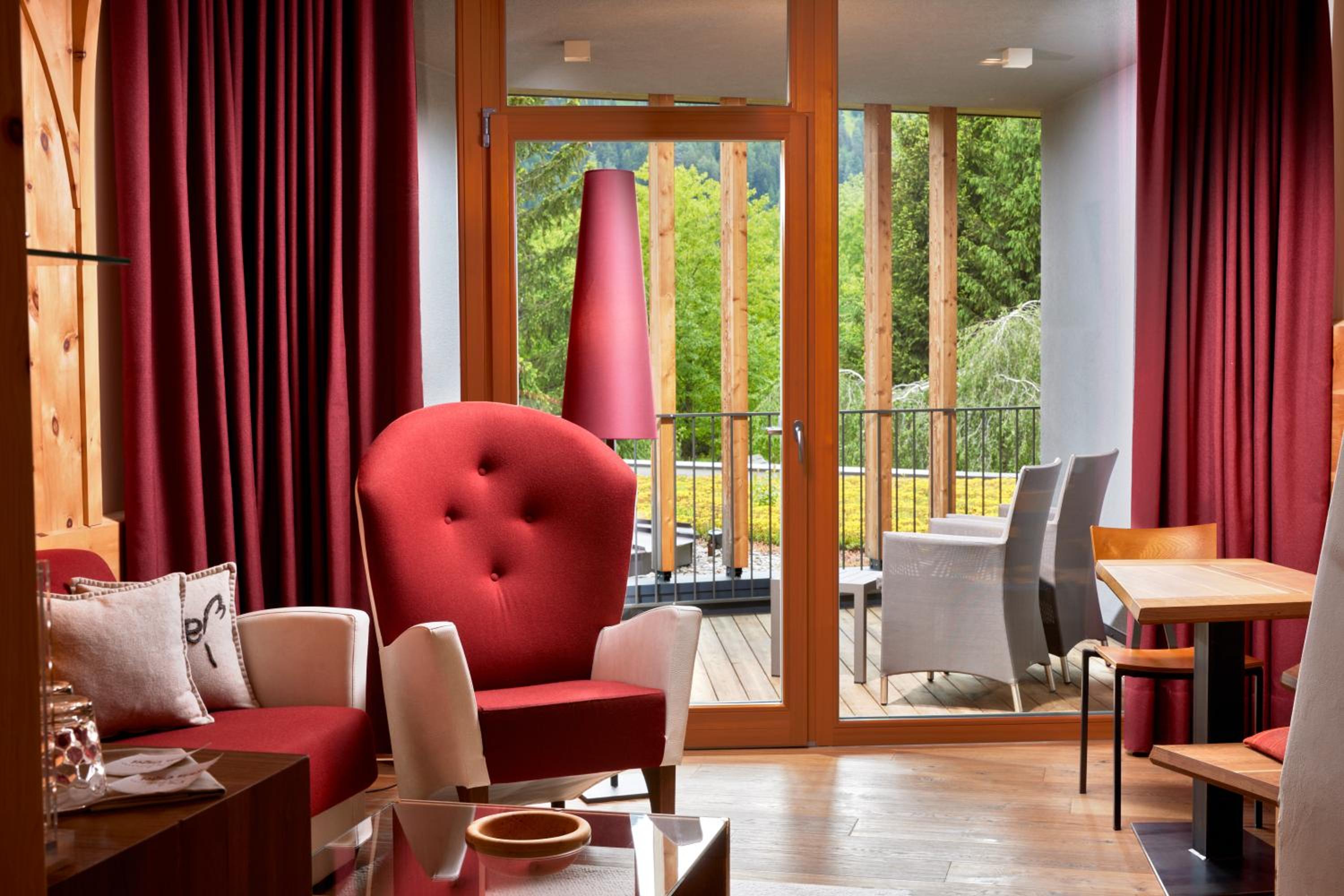 Royal Suite - Photo 2