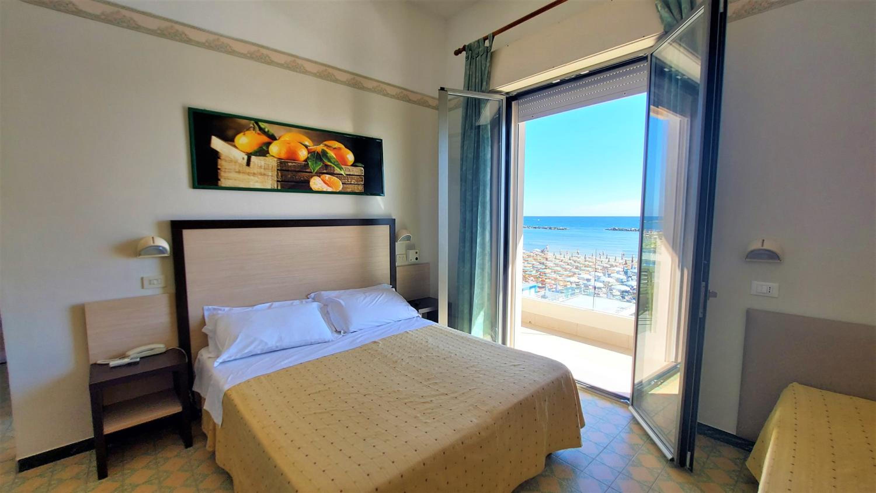 Quadruple Room with Sea View