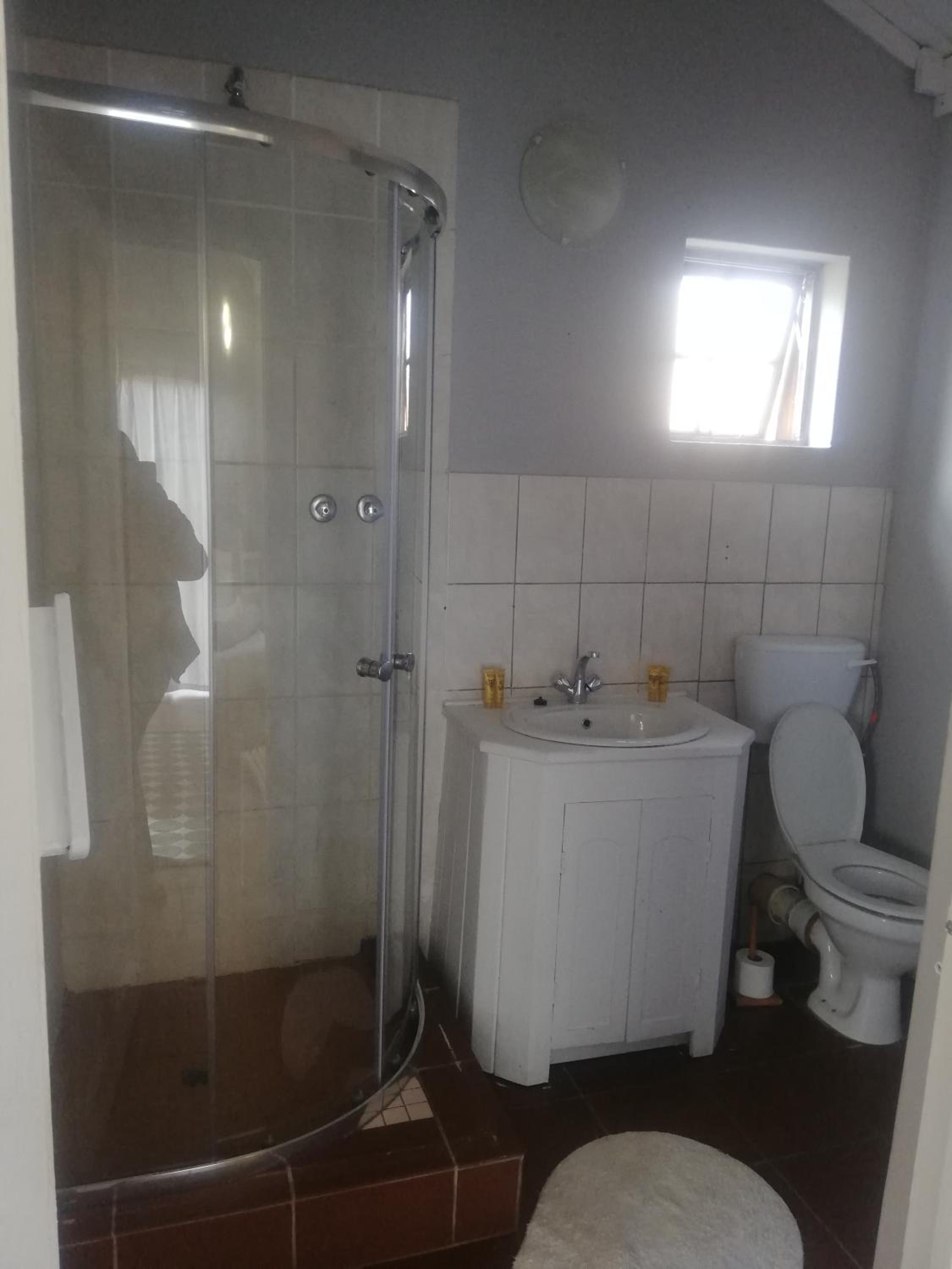 Quadruple Room with Garden View - Photo 8