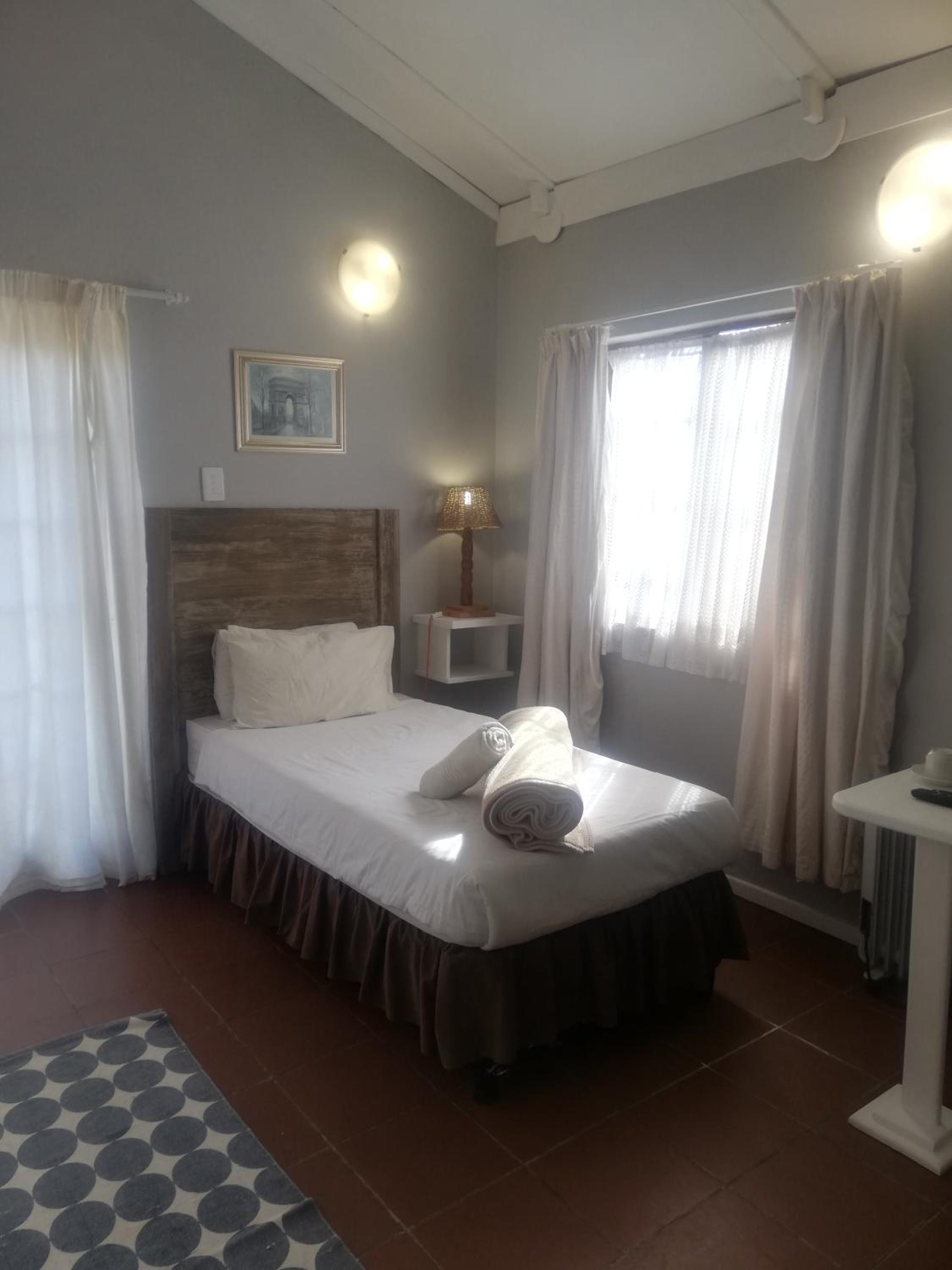 Quadruple Room with Garden View - Photo 3