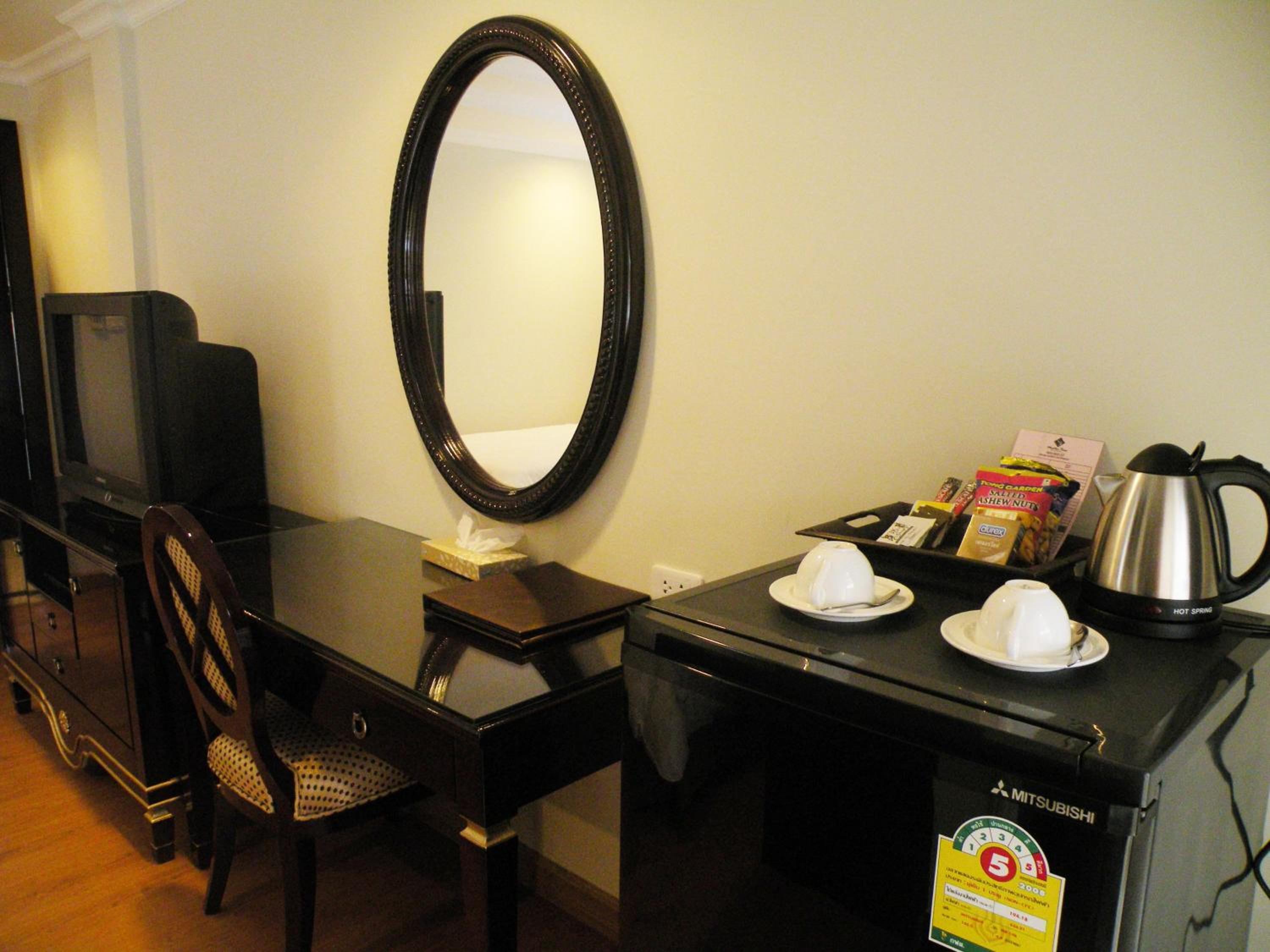 Standard Twin Room - Photo 2