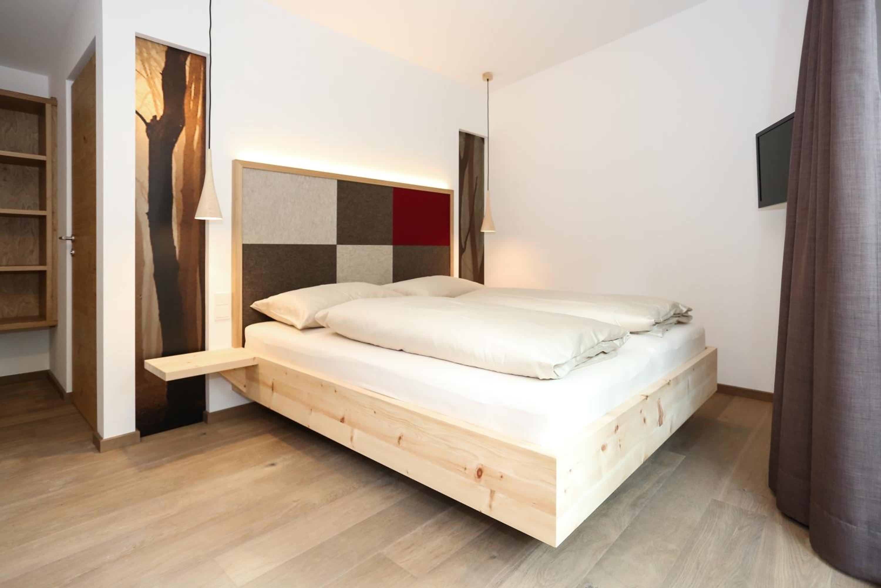 Superior Double Room with Balcony - Photo 2