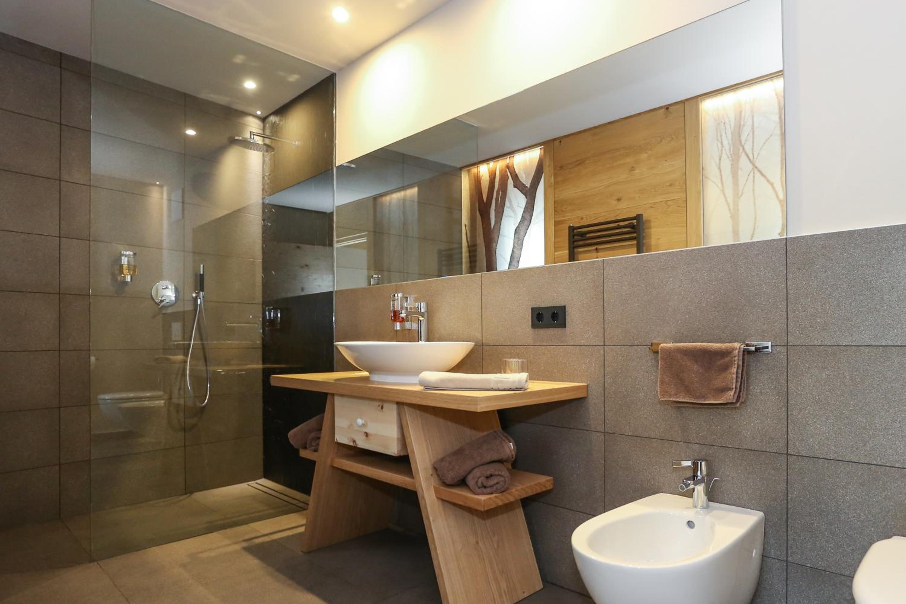 Superior Double Room with Balcony - Photo 3