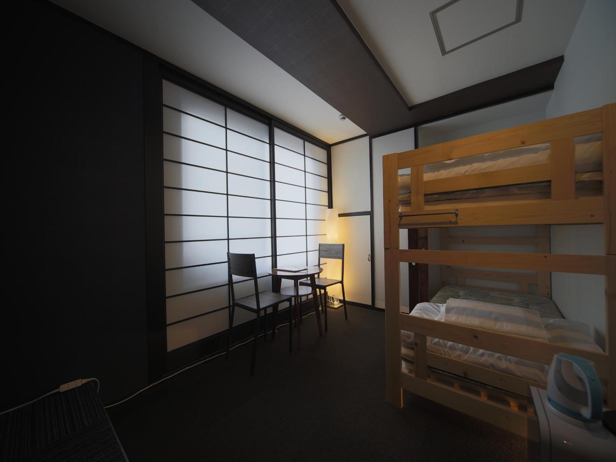 Twin Room with Shared Bathroom photo 1