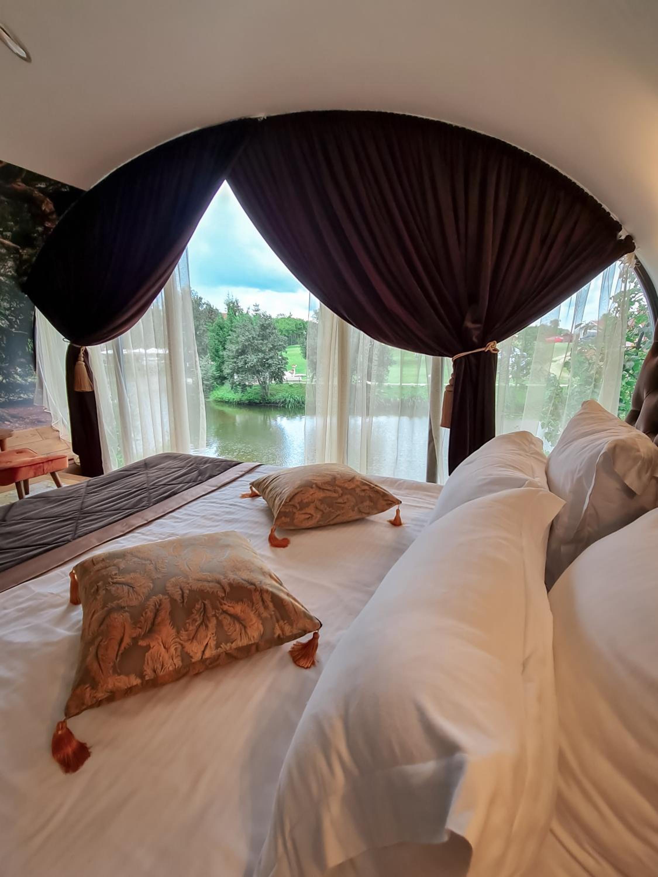 Deluxe Double Room - Photo 7