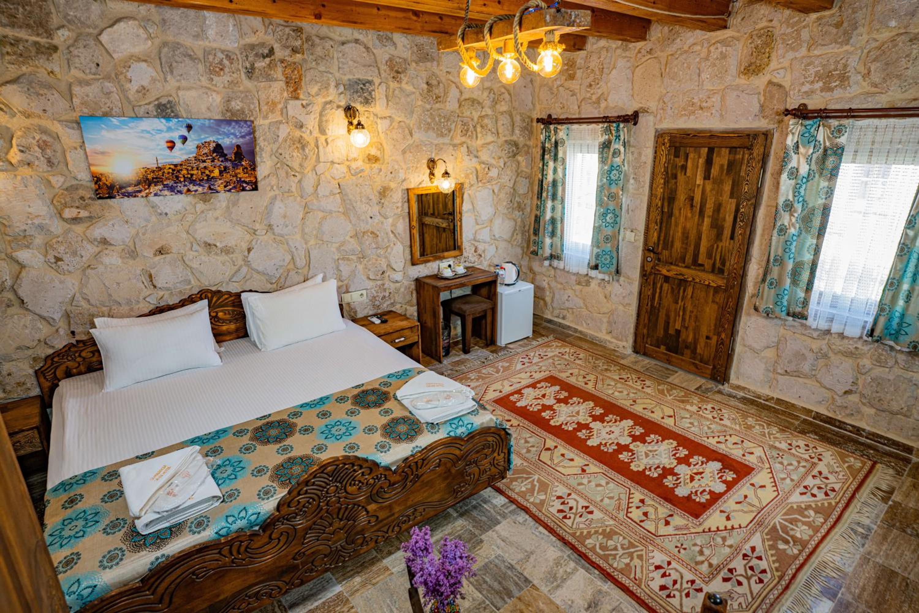 Superior Suite - Photo 2
