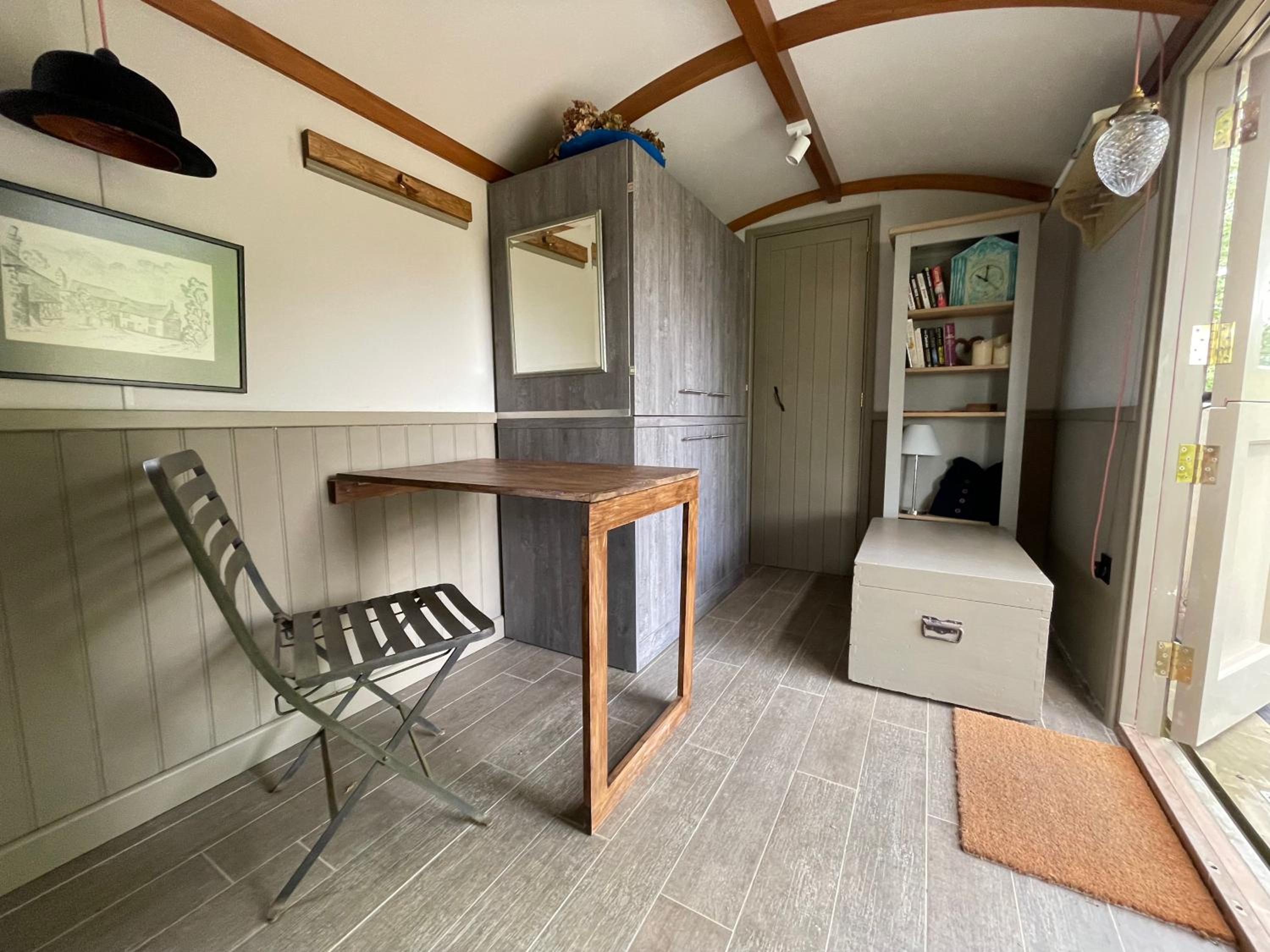 Caravan photo 1